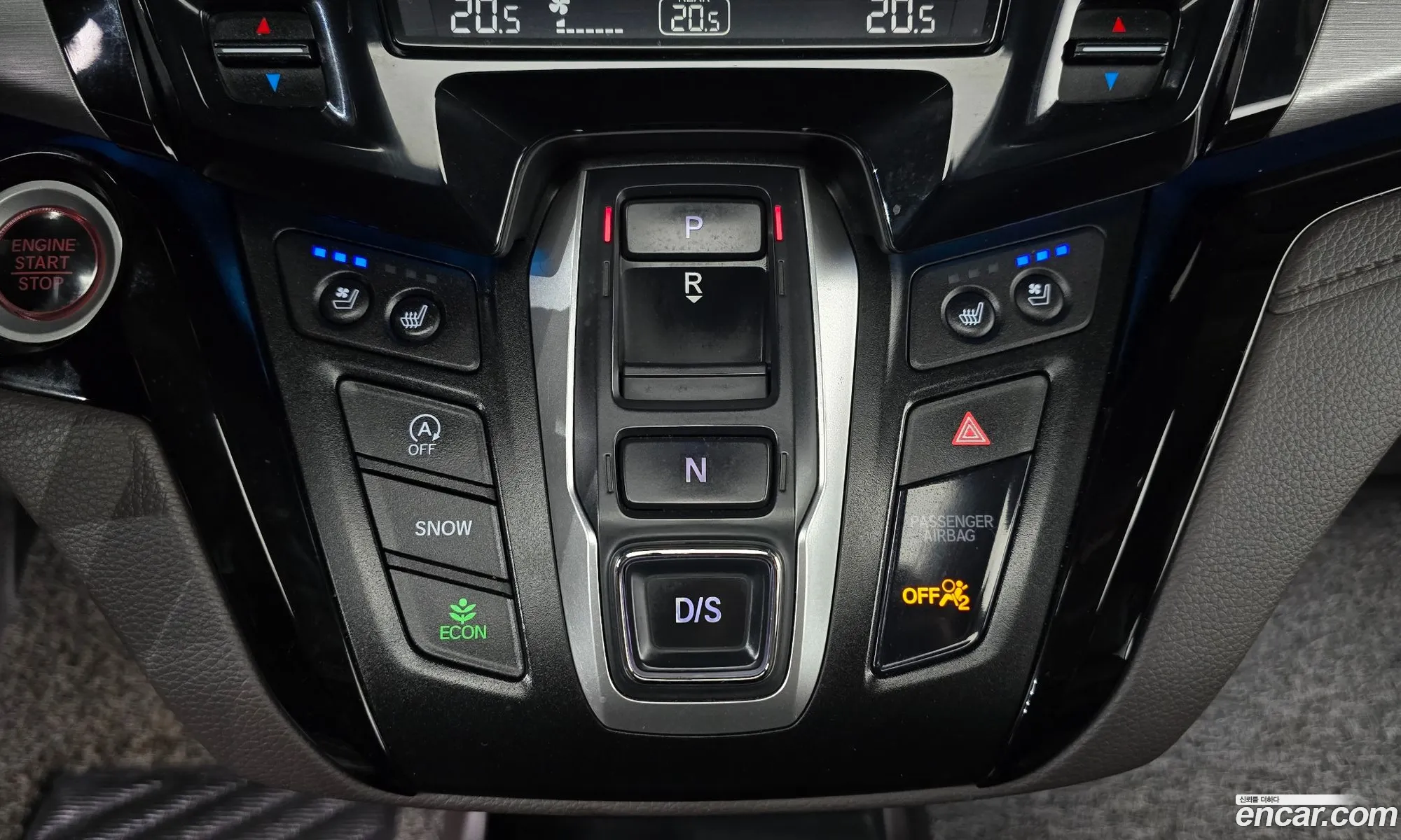 Honda Odyssey 2017 5KBRL6880JB600381 — 3