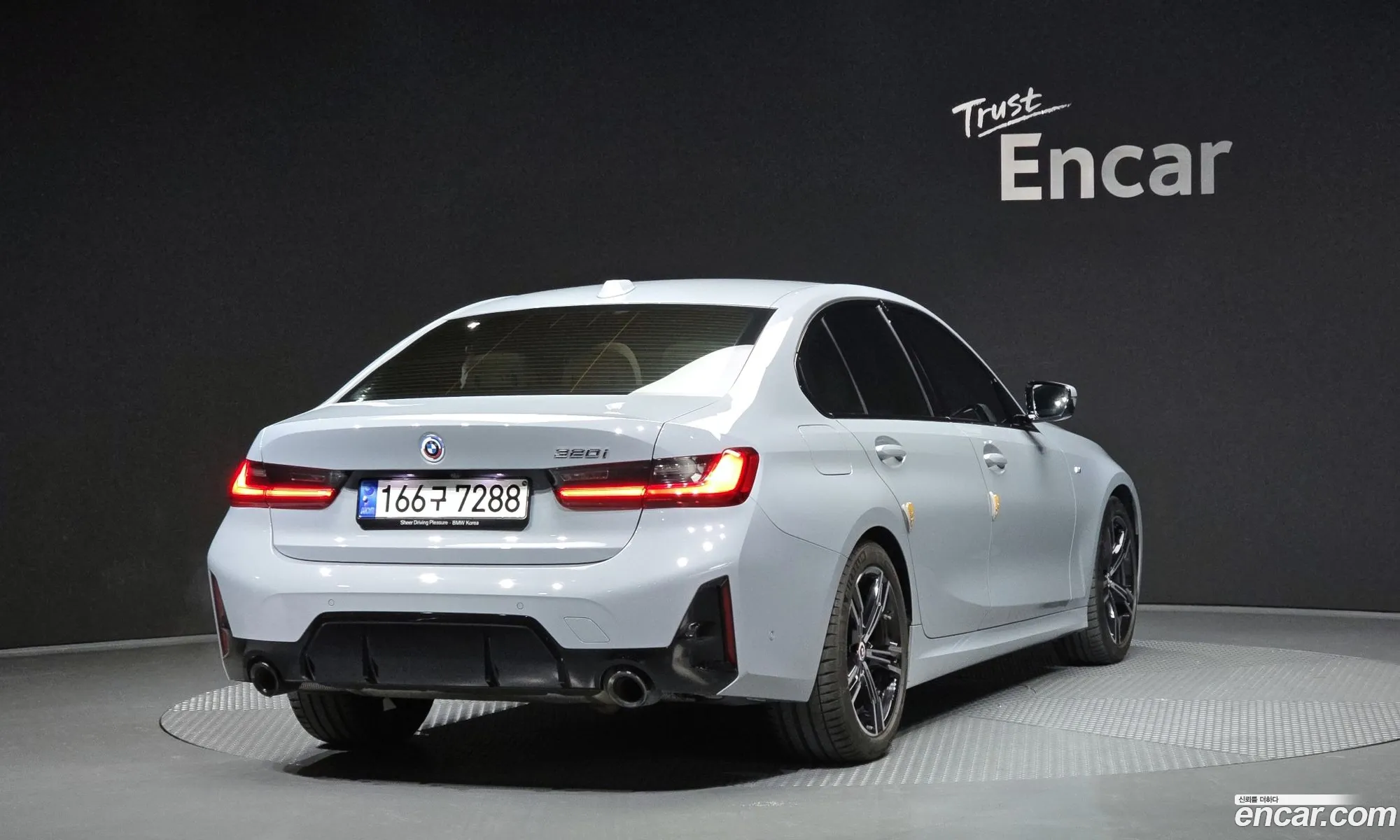 BMW 3 Series 2022 WBA61FS04PFN76685 — 4