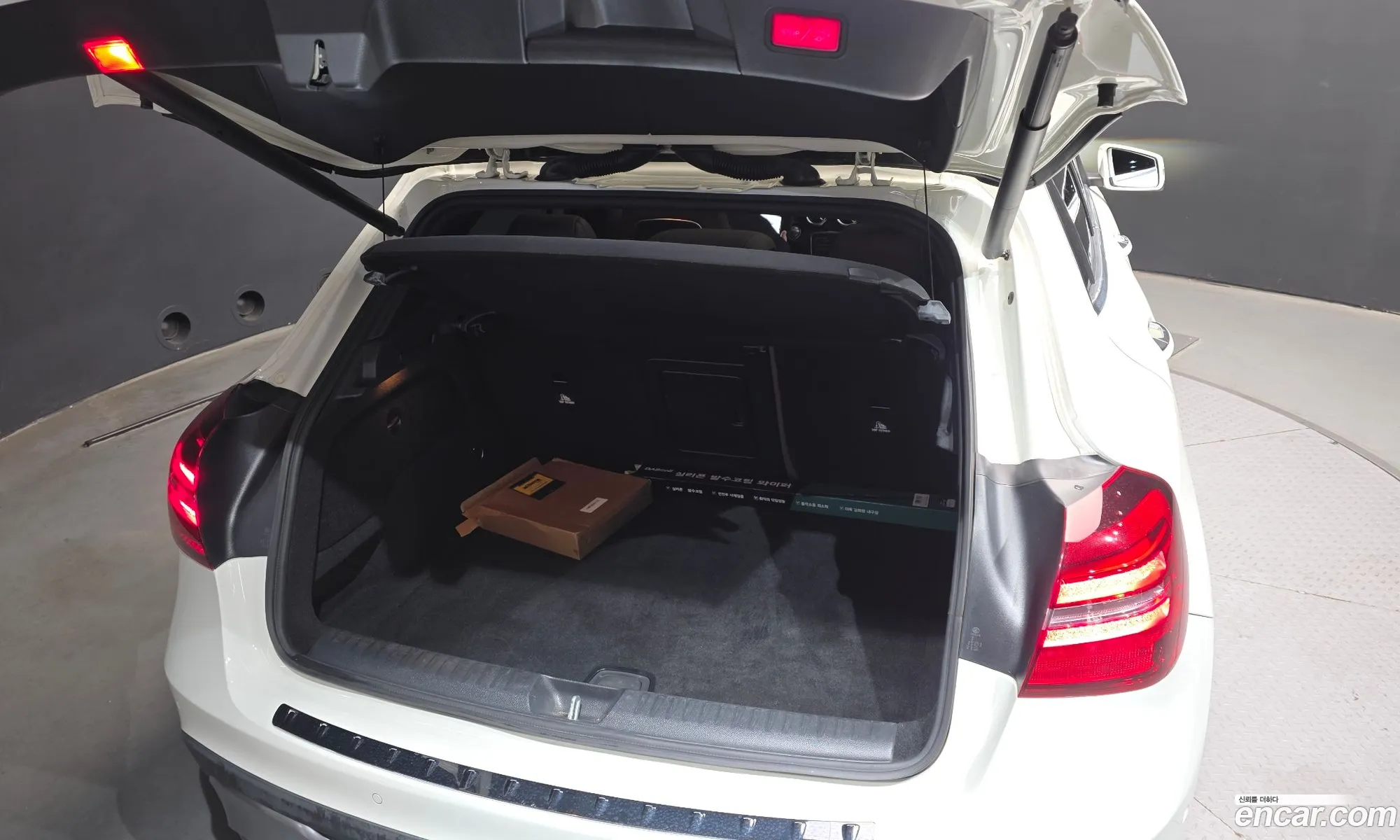 Mercedes-Benz GLA-Class X156 2017 WDCTG4FB2JJ382692 — 17