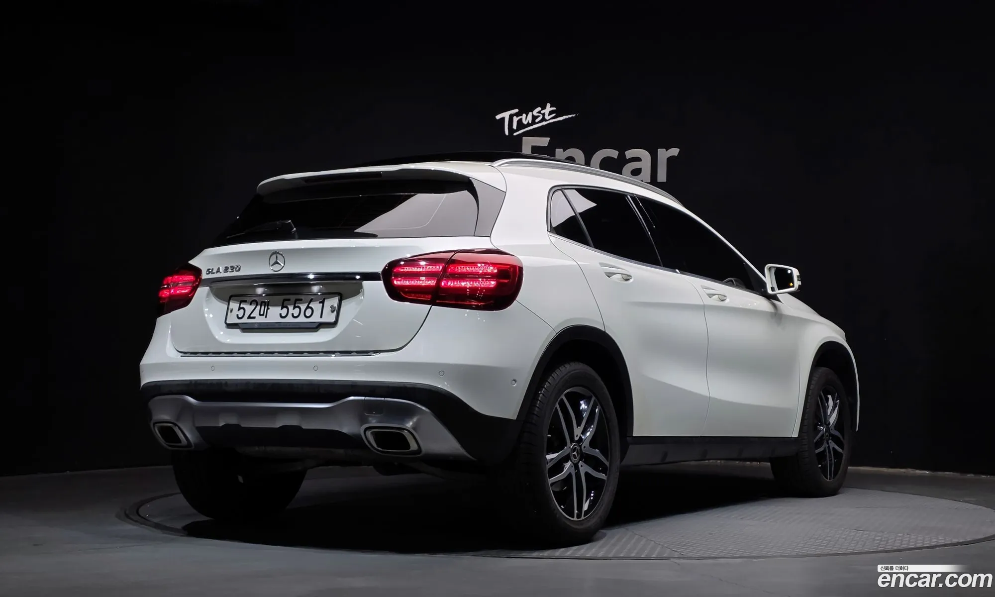 Mercedes-Benz GLA-Class X156 2017 WDCTG4FB2JJ382692 — 11
