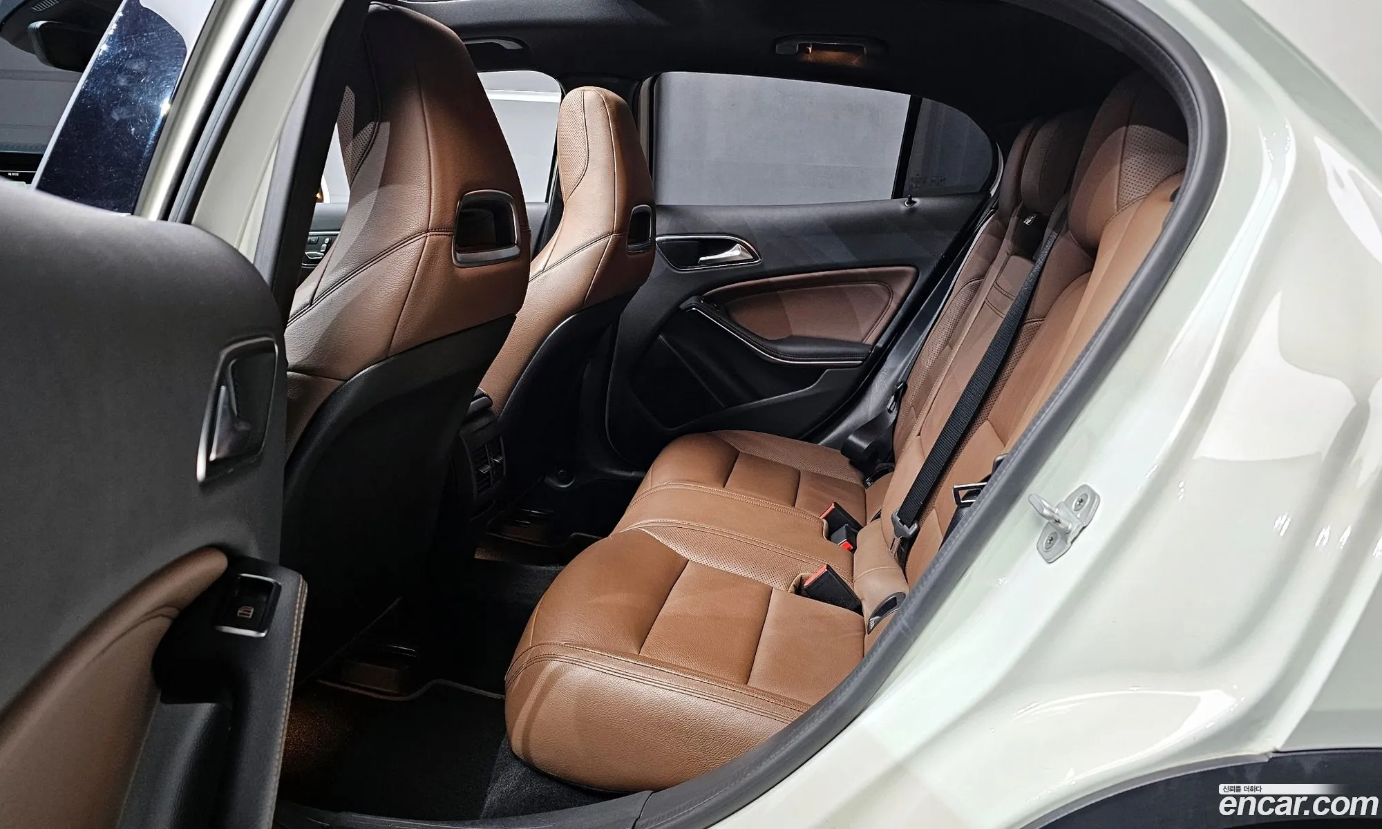 Mercedes-Benz GLA-Class X156 2017 WDCTG4FB2JJ382692 — 20