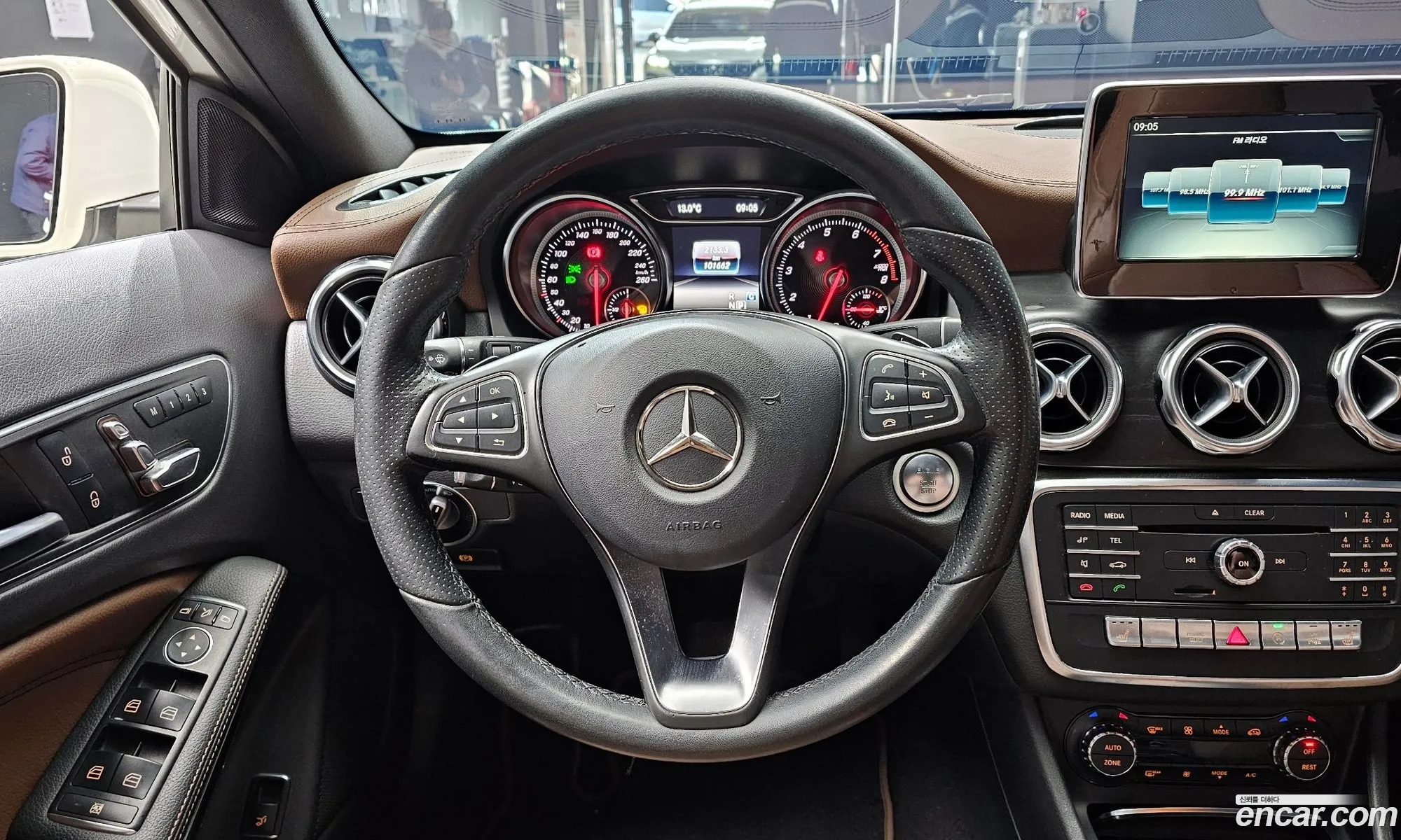 Mercedes-Benz GLA-Class X156 2017 WDCTG4FB2JJ382692 — 18