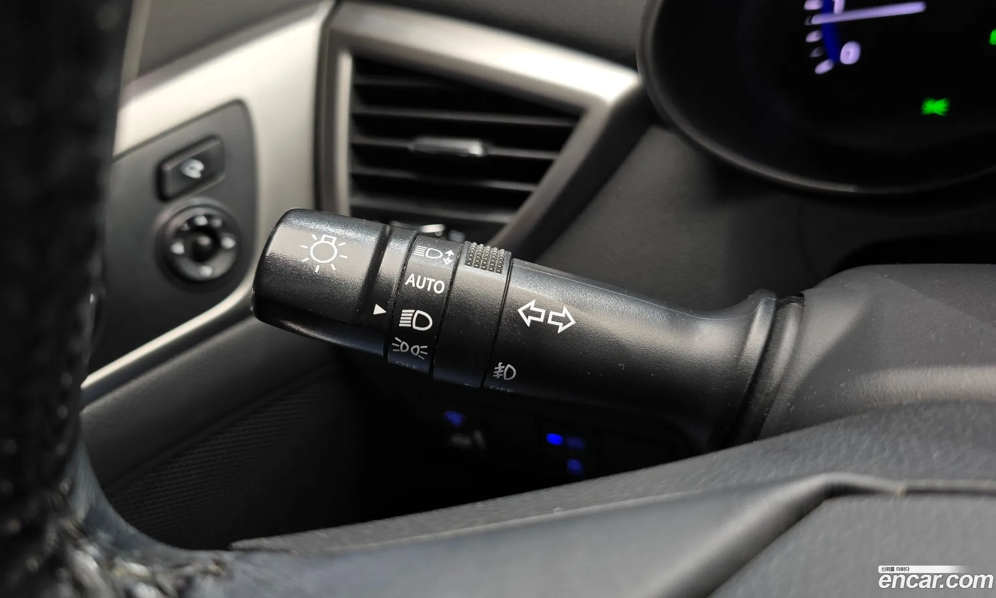 Hyundai Veloster 2012 — 2