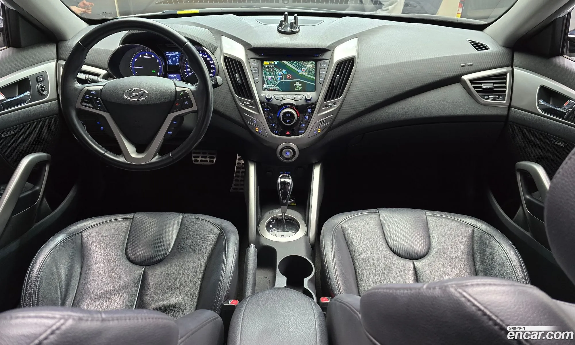 Hyundai Veloster 2012 — 16