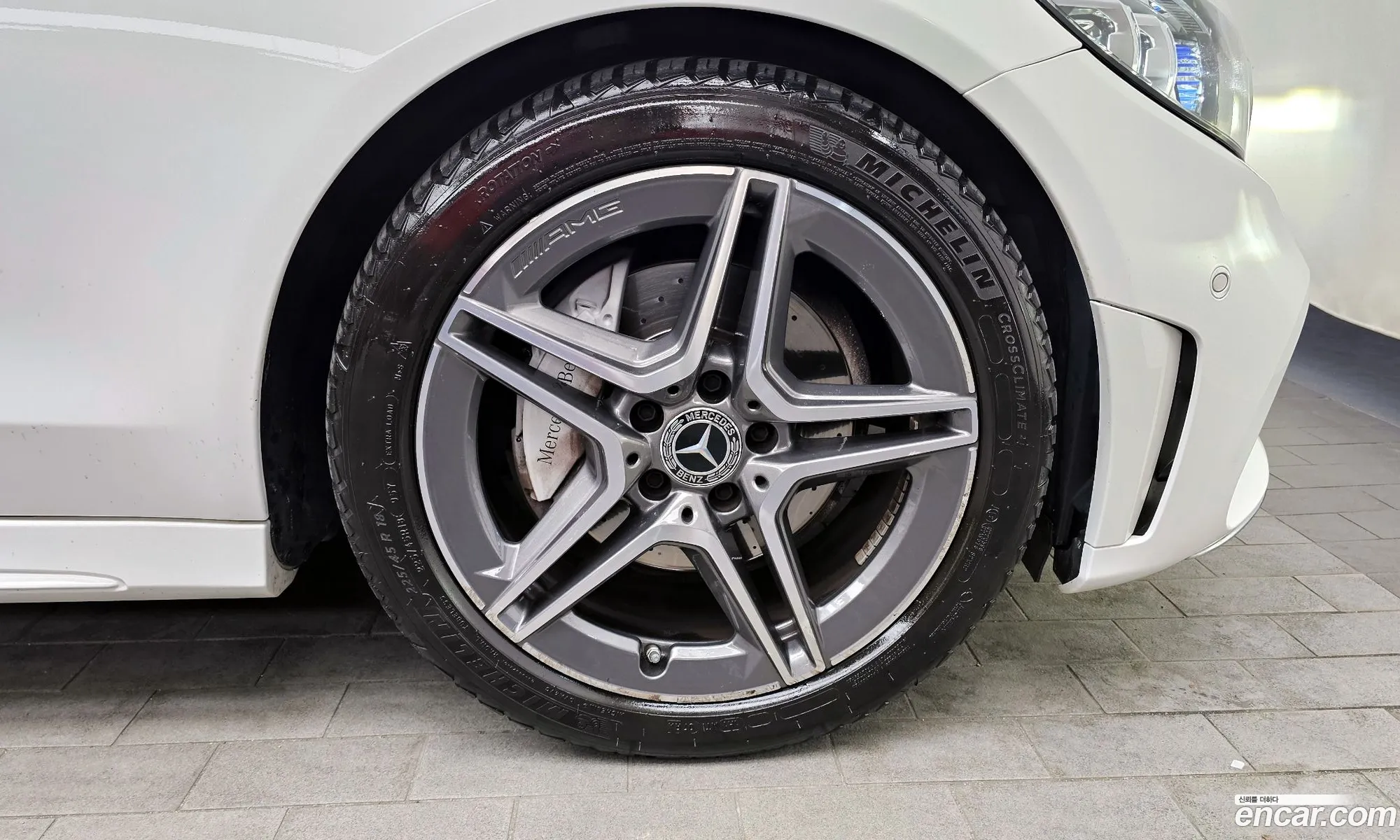 Mercedes-Benz C-Class W205 2020 — 16