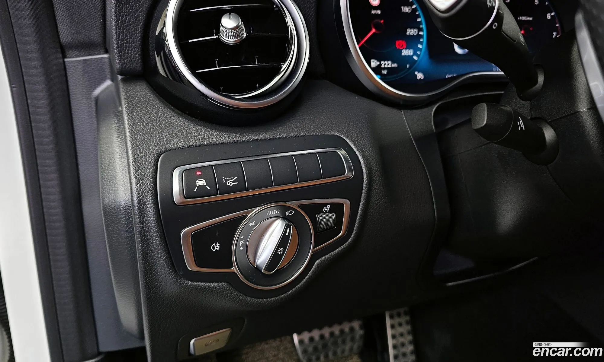 Mercedes-Benz C-Class W205 2020 — 20
