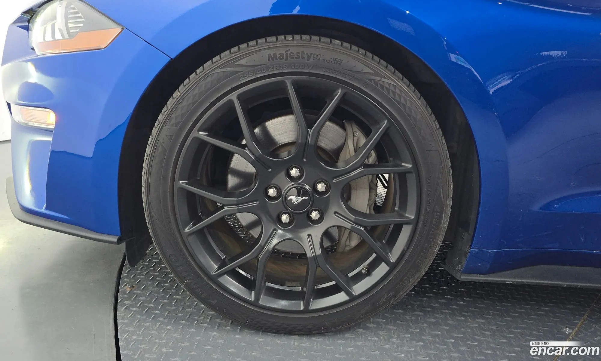 Ford Mustang 2018 — 3