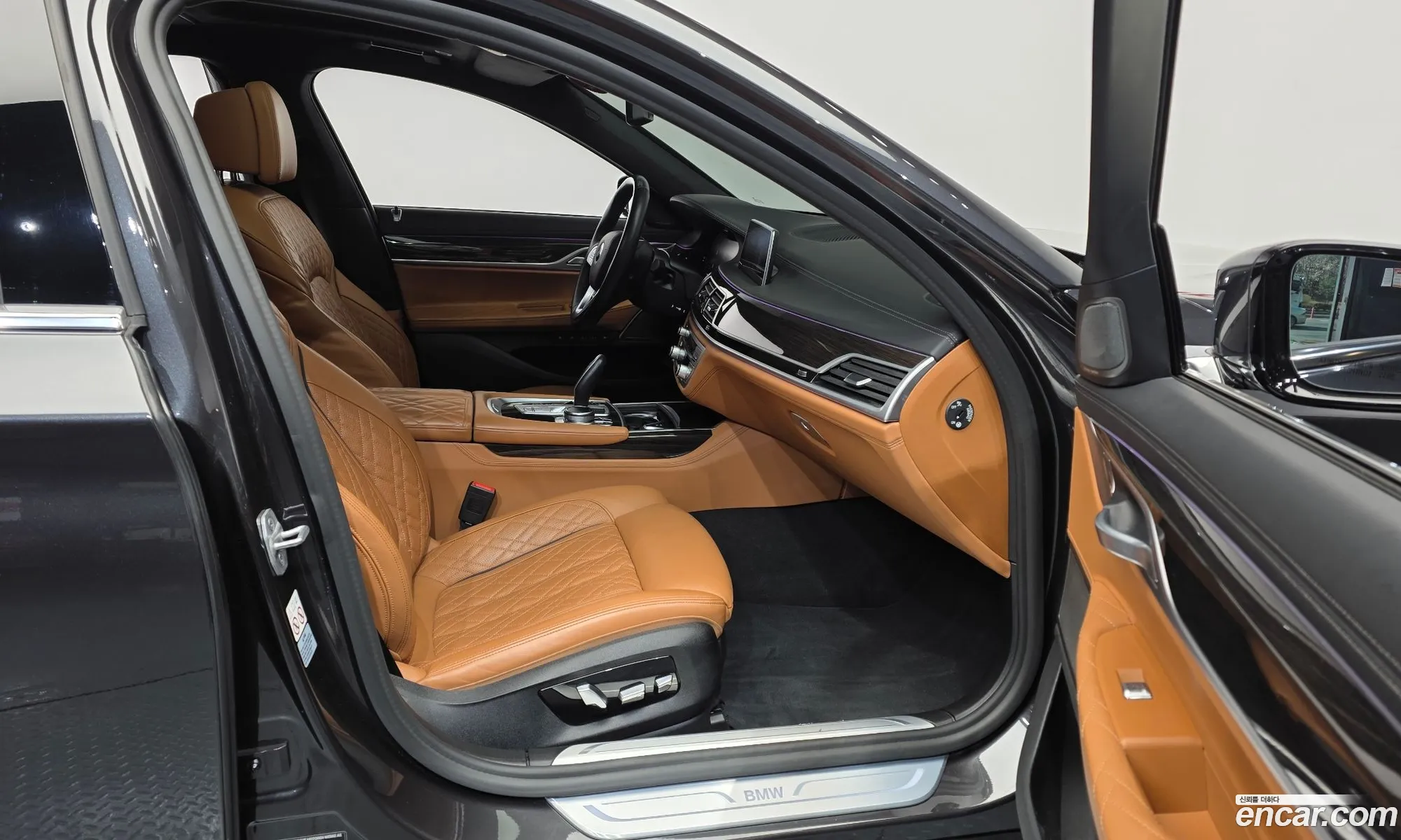 BMW 7 Series 2021 — 8