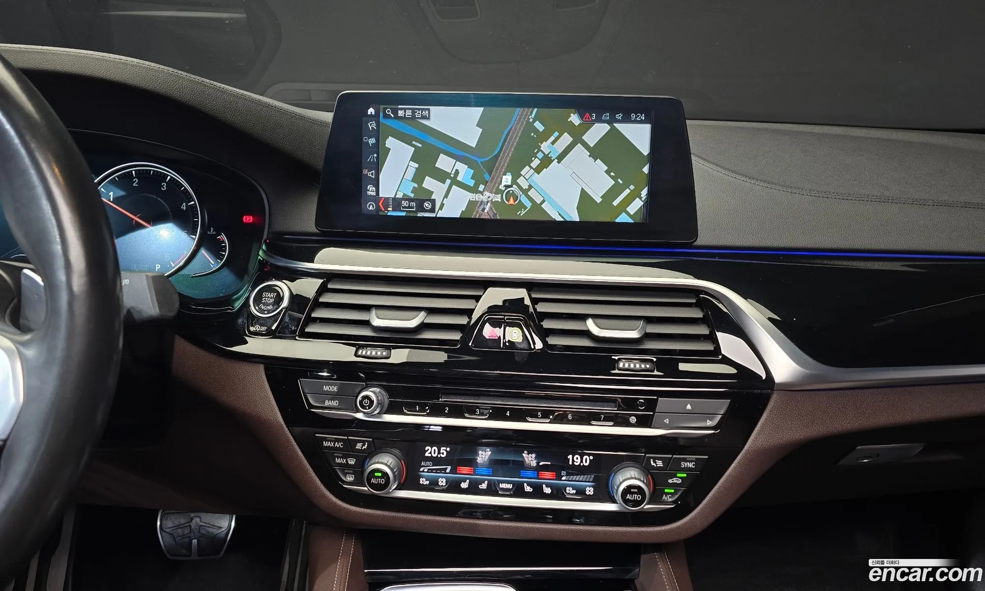 BMW 5 Series 2018 WBAJC3107JWE64042 — 20