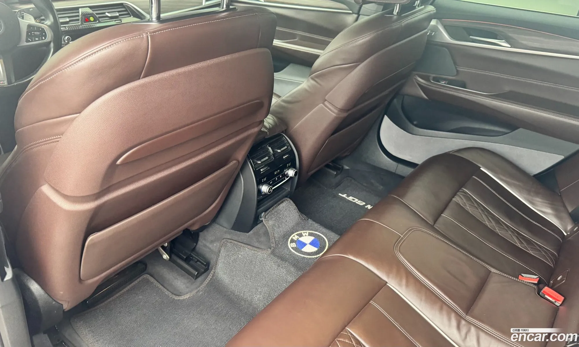 BMW 6 Series GT 2021 — 6