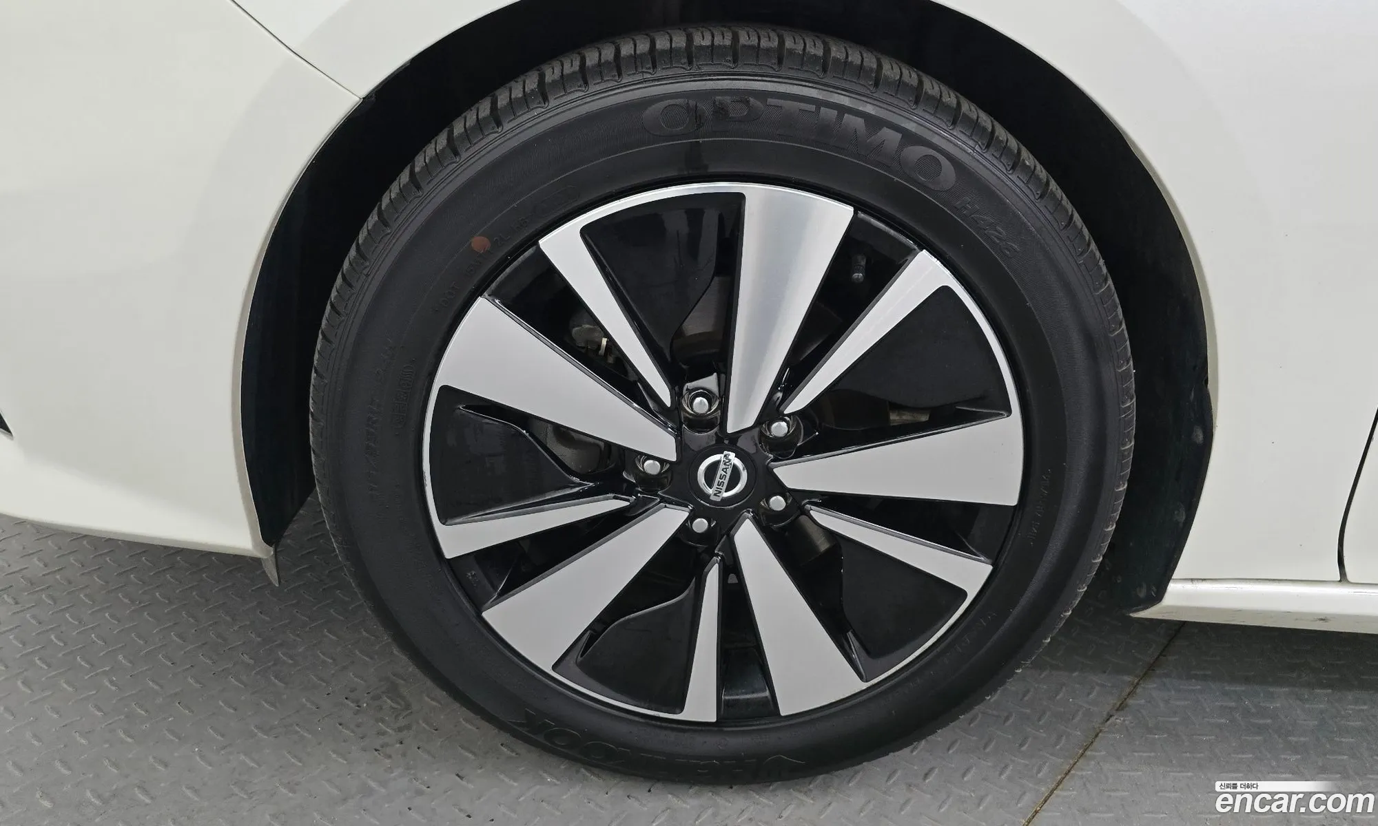 Nissan Altima 2019 1N4BL4AV2KC230731 — 6