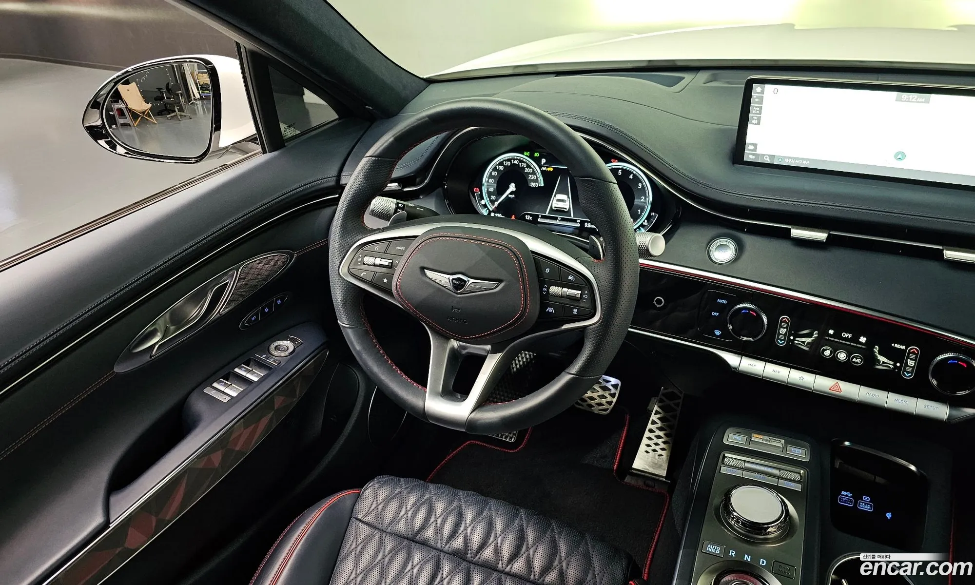 Genesis GV70