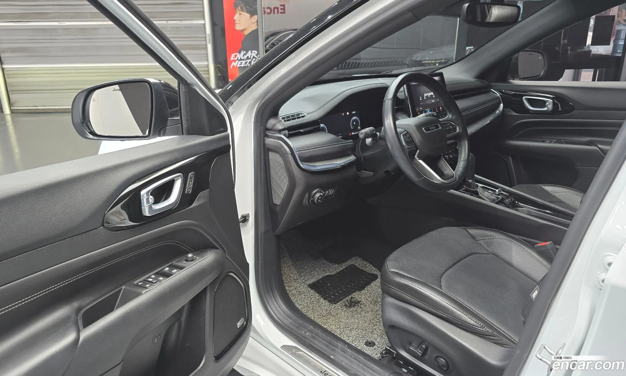 Jeep Compass 2022 3C4NJDEB9NT162918 — 18