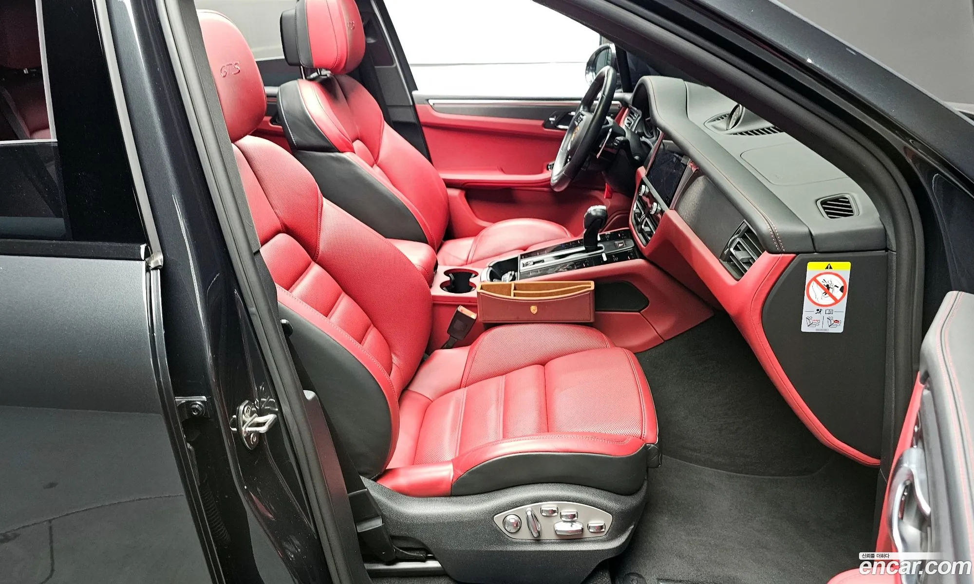 Porsche Macan 2023 WP1AF2955PLB55230 — 18