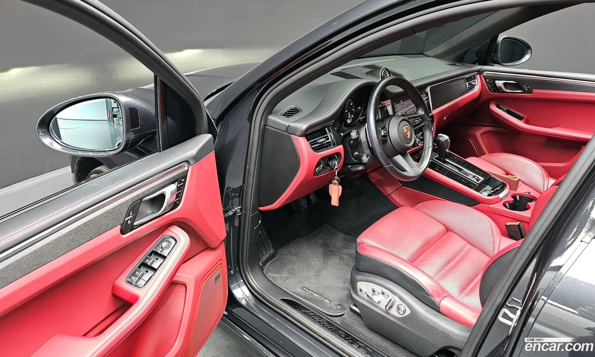 Porsche Macan 2023 WP1AF2955PLB55230 — 16