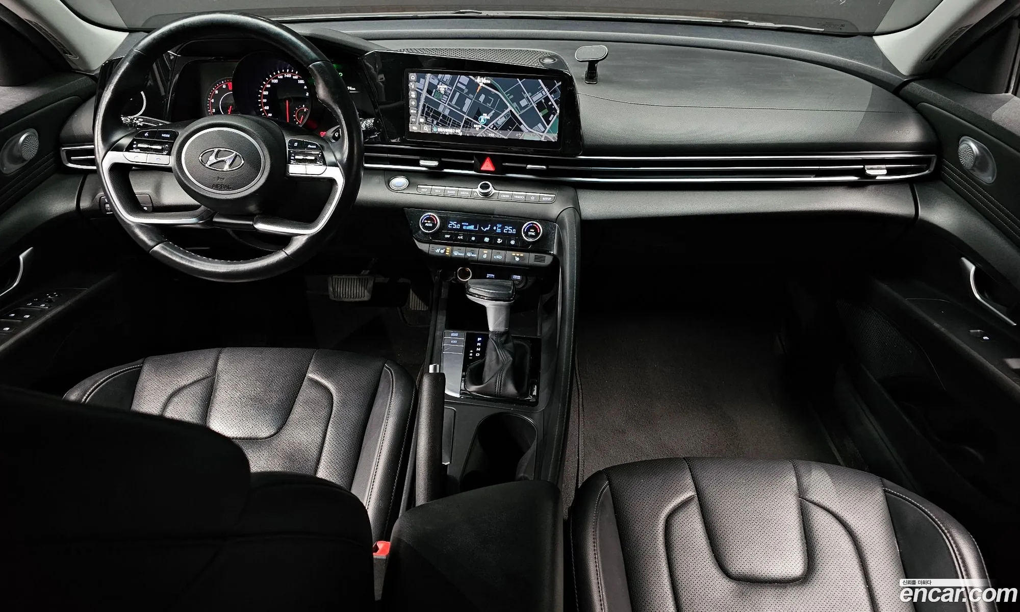 Hyundai Elantra 2021 — 3