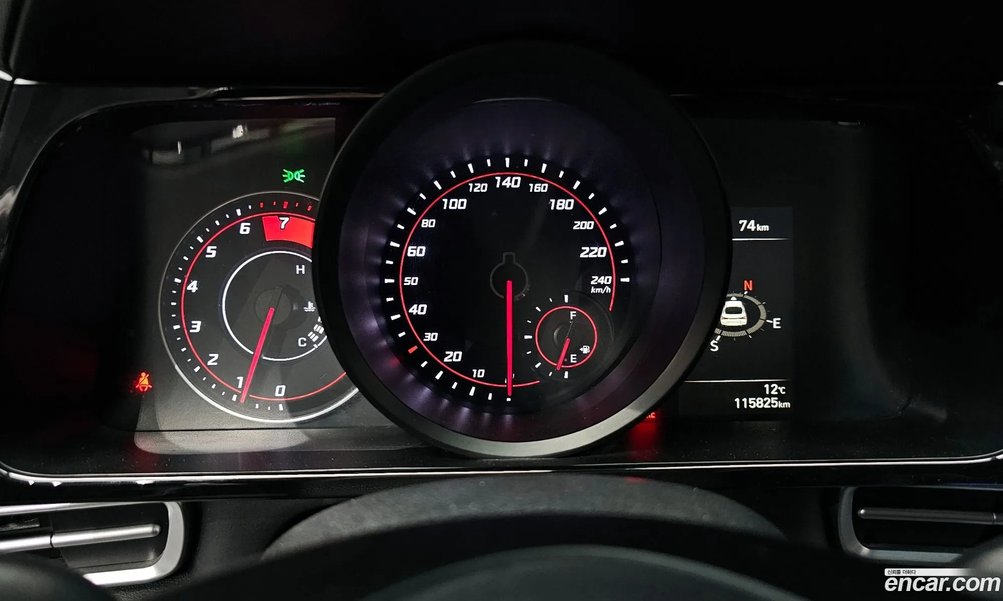 Hyundai Elantra 2021 — 16