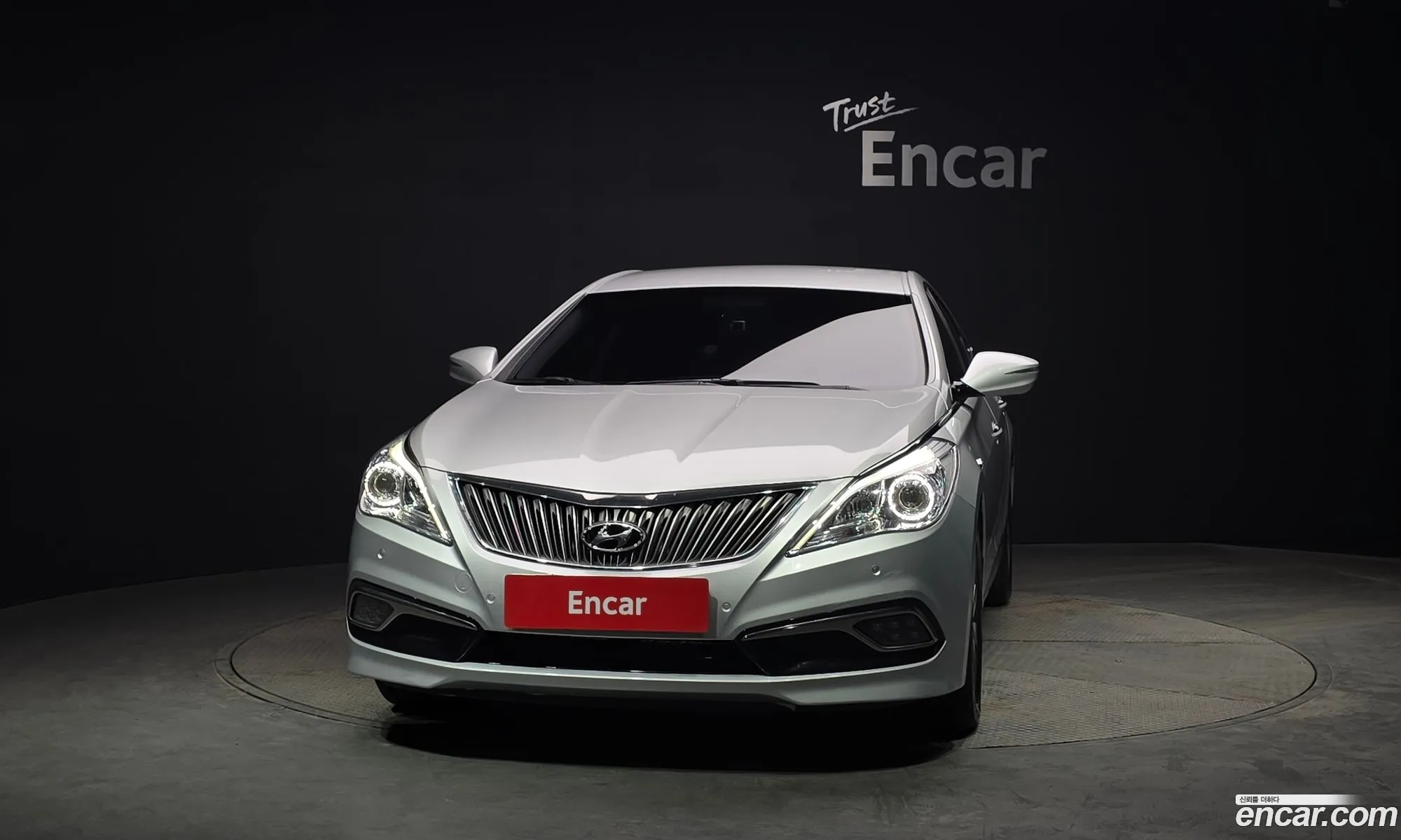 Hyundai Grandeur HG Hybrid 2015 — 9