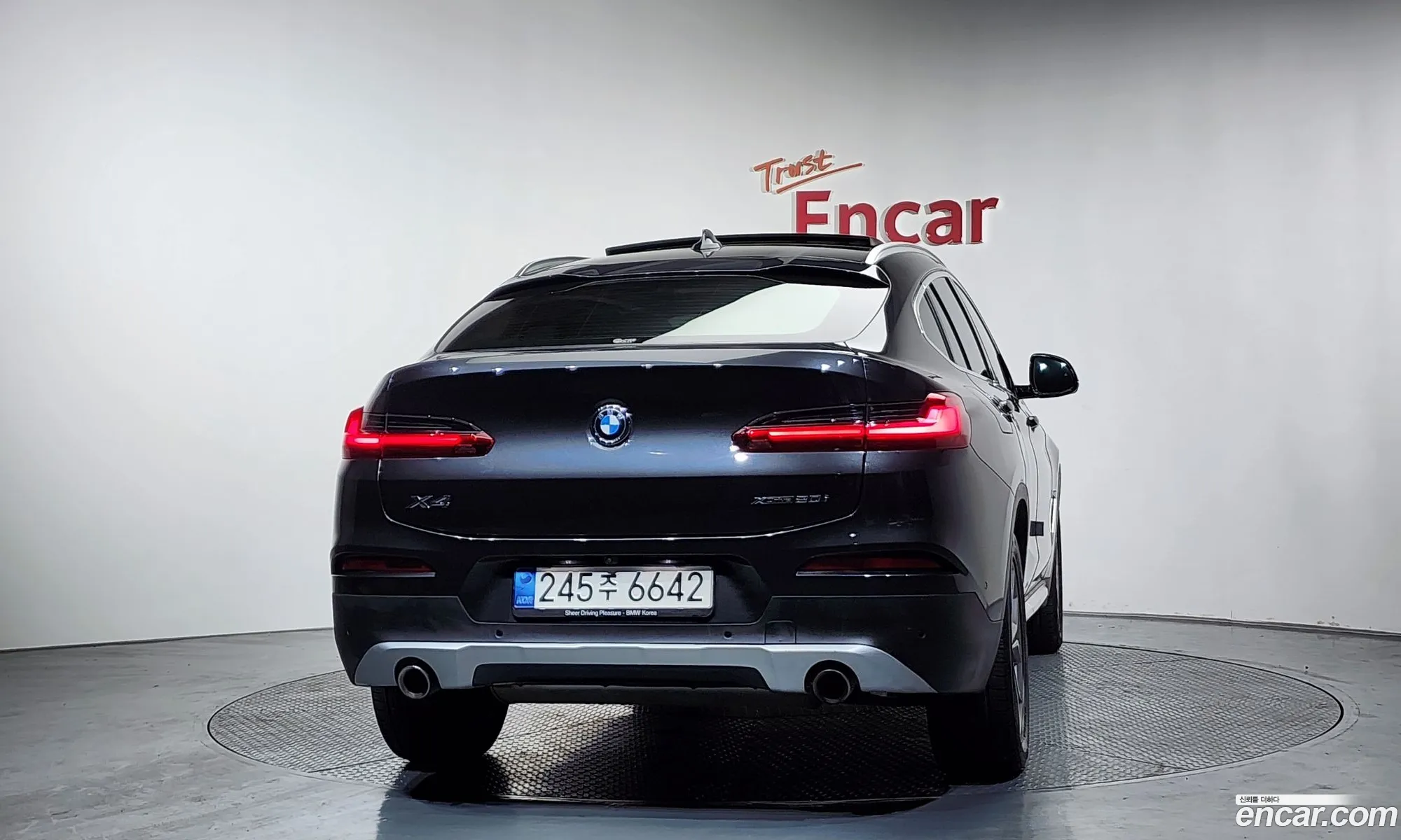 BMW X4 2021 — 17