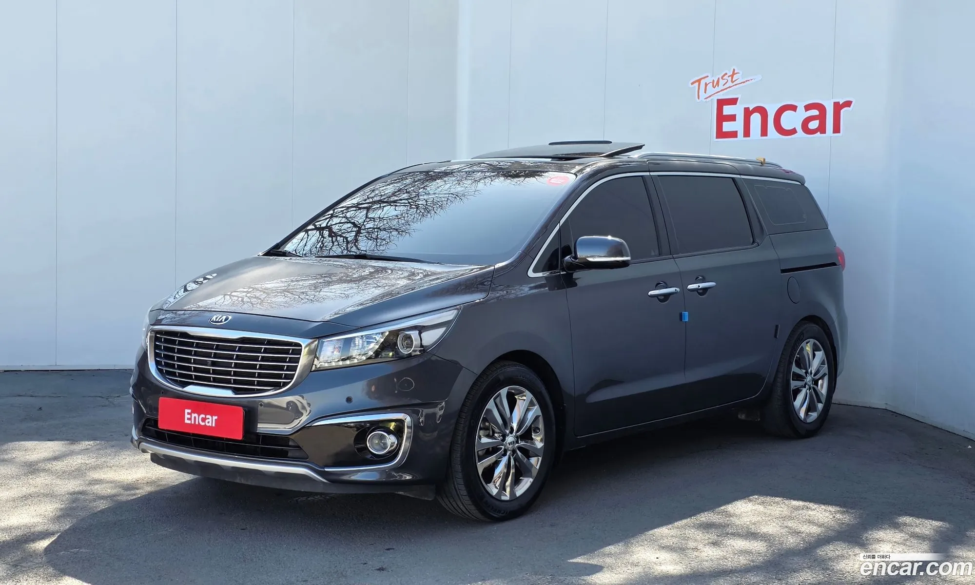Kia Carnival 2017 — 18