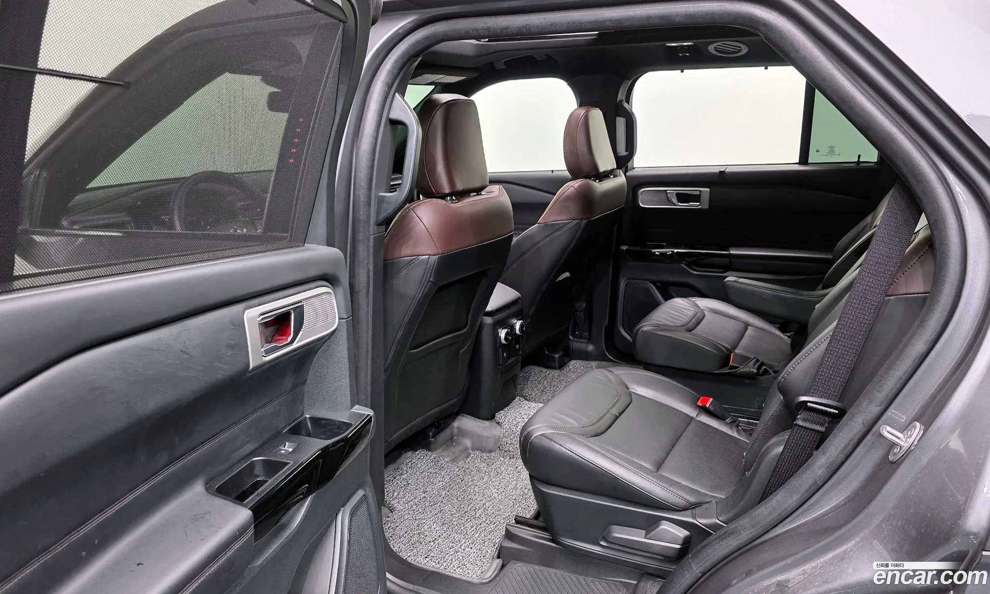 Ford Explorer 6th Gen 2023 1FM5K8HC5PGA39497 — 19