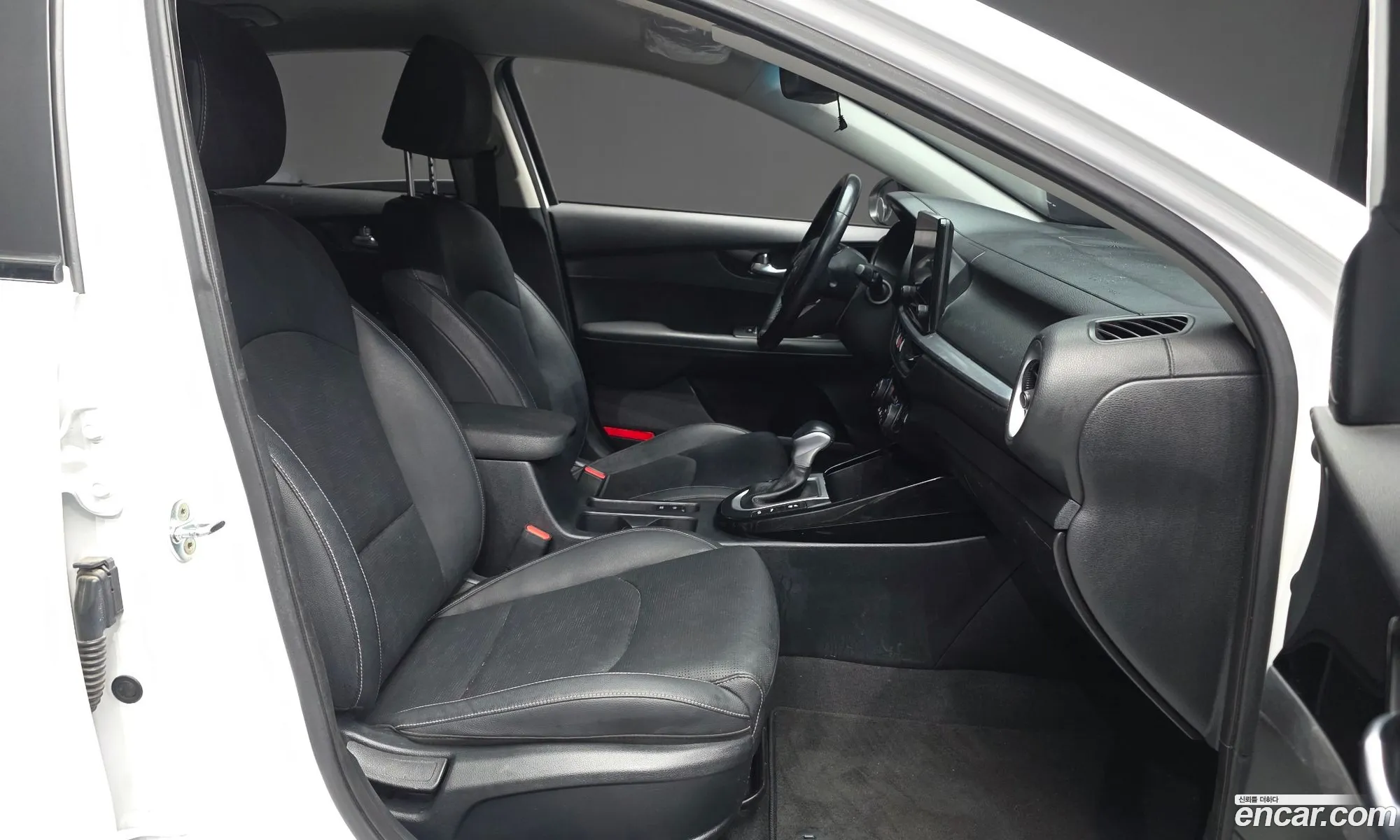 Kia K3 2022 — 6