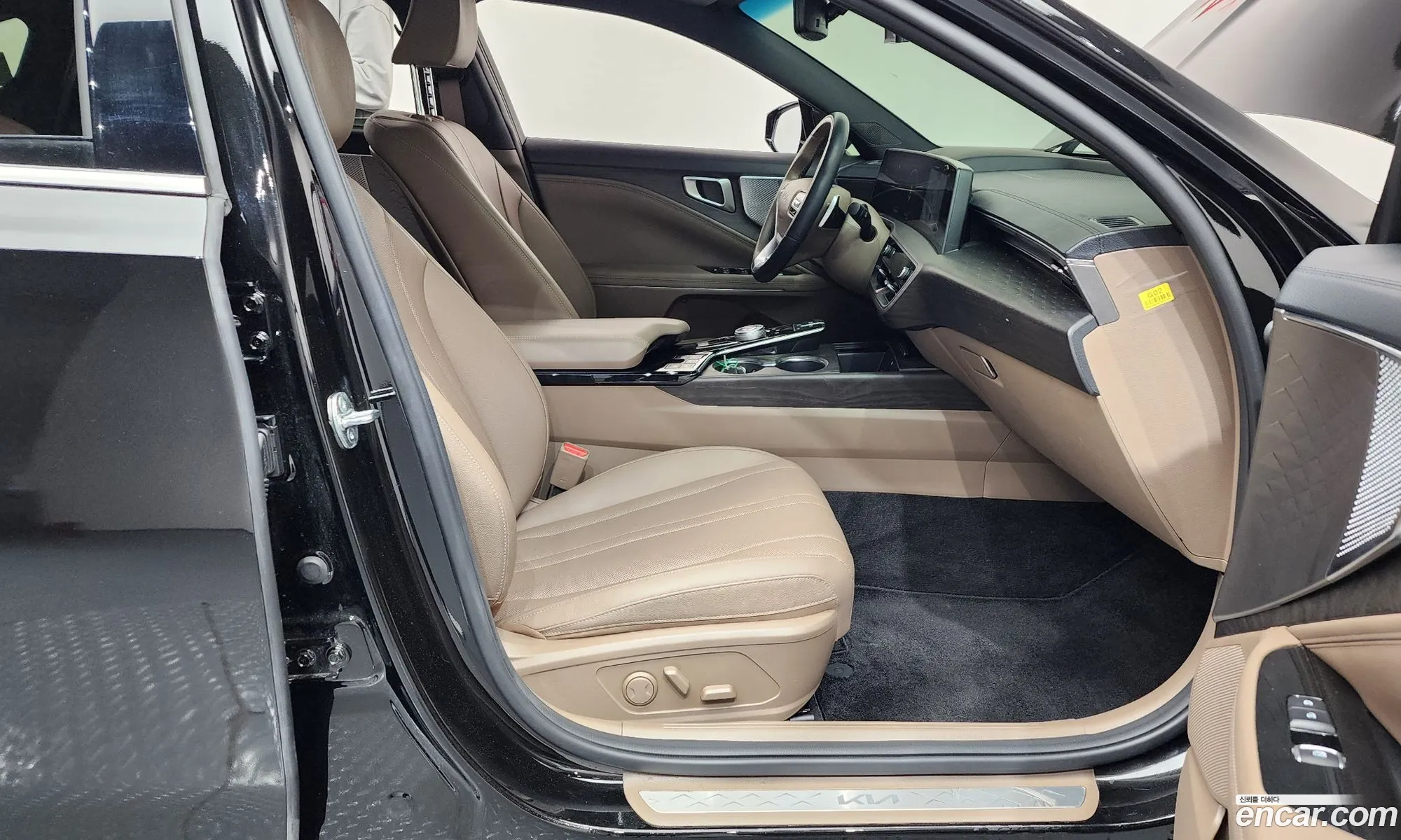Kia K8 2023 — 7