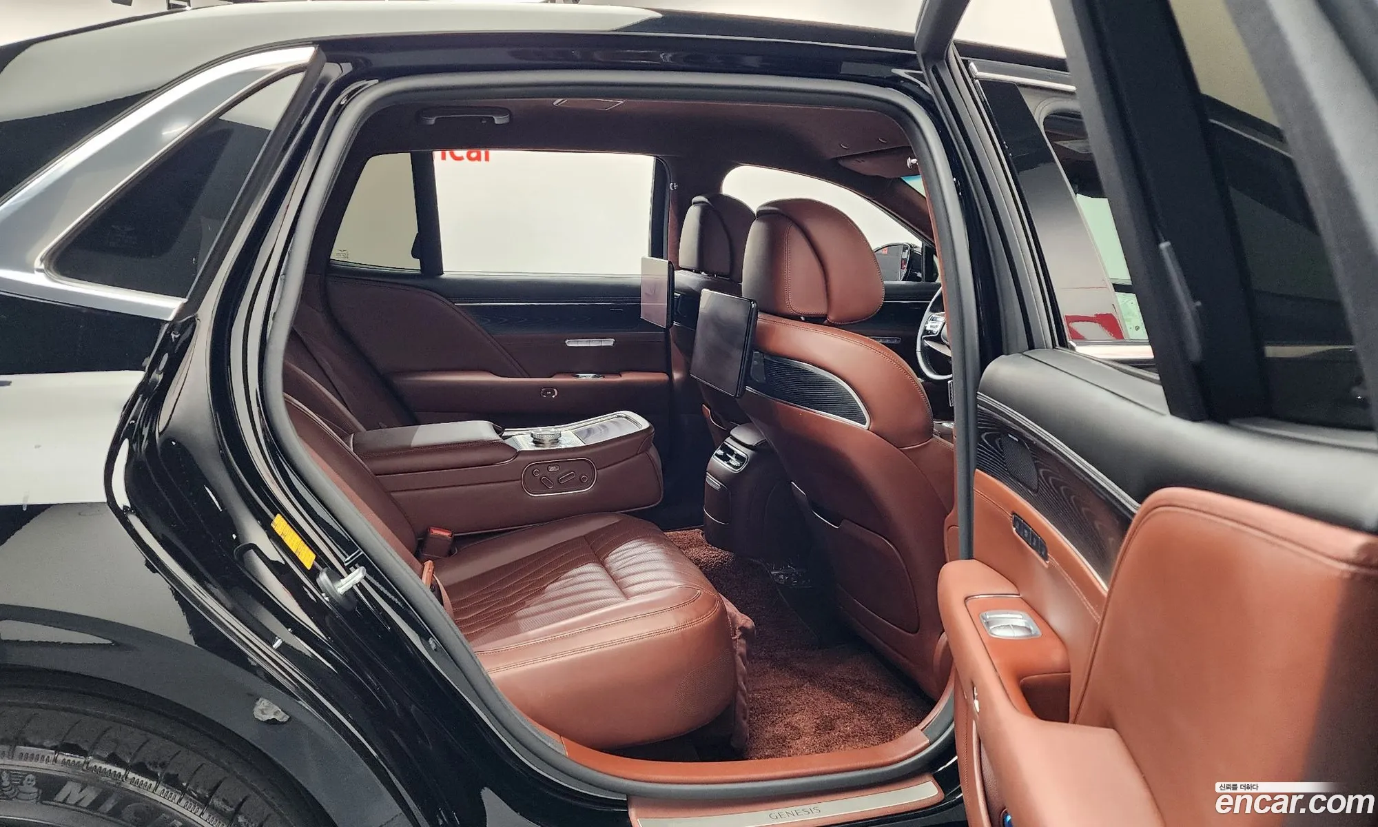 Genesis G90 2022 — 20