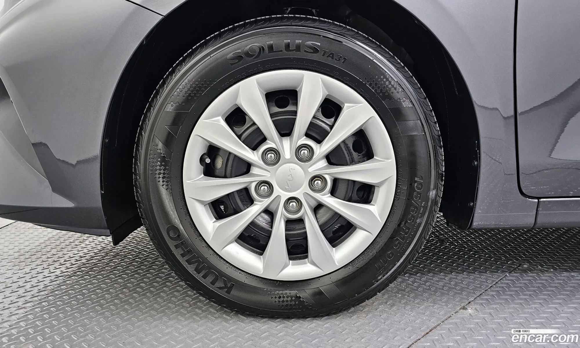 Kia K3 2021 — 18