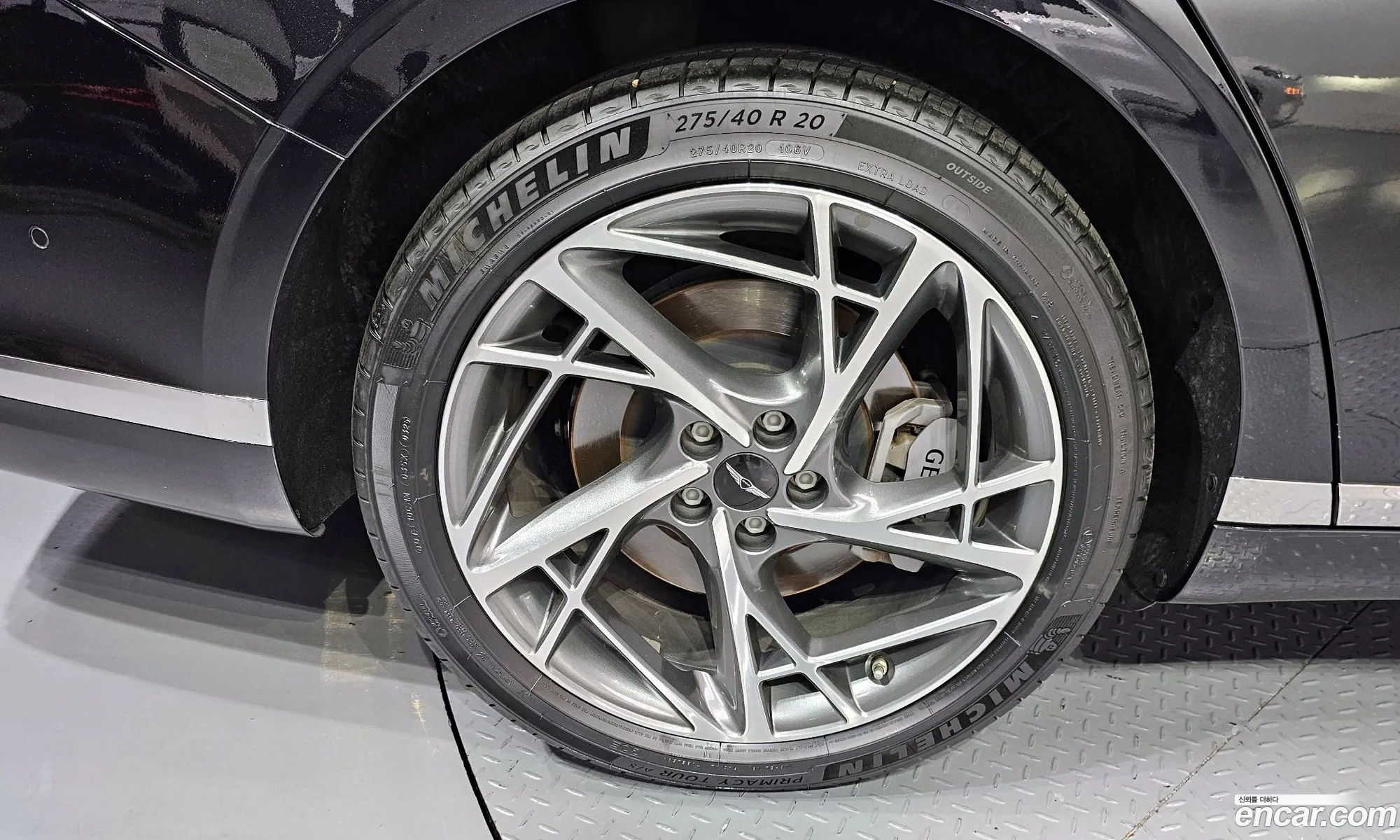 Genesis G90 2022 — 2