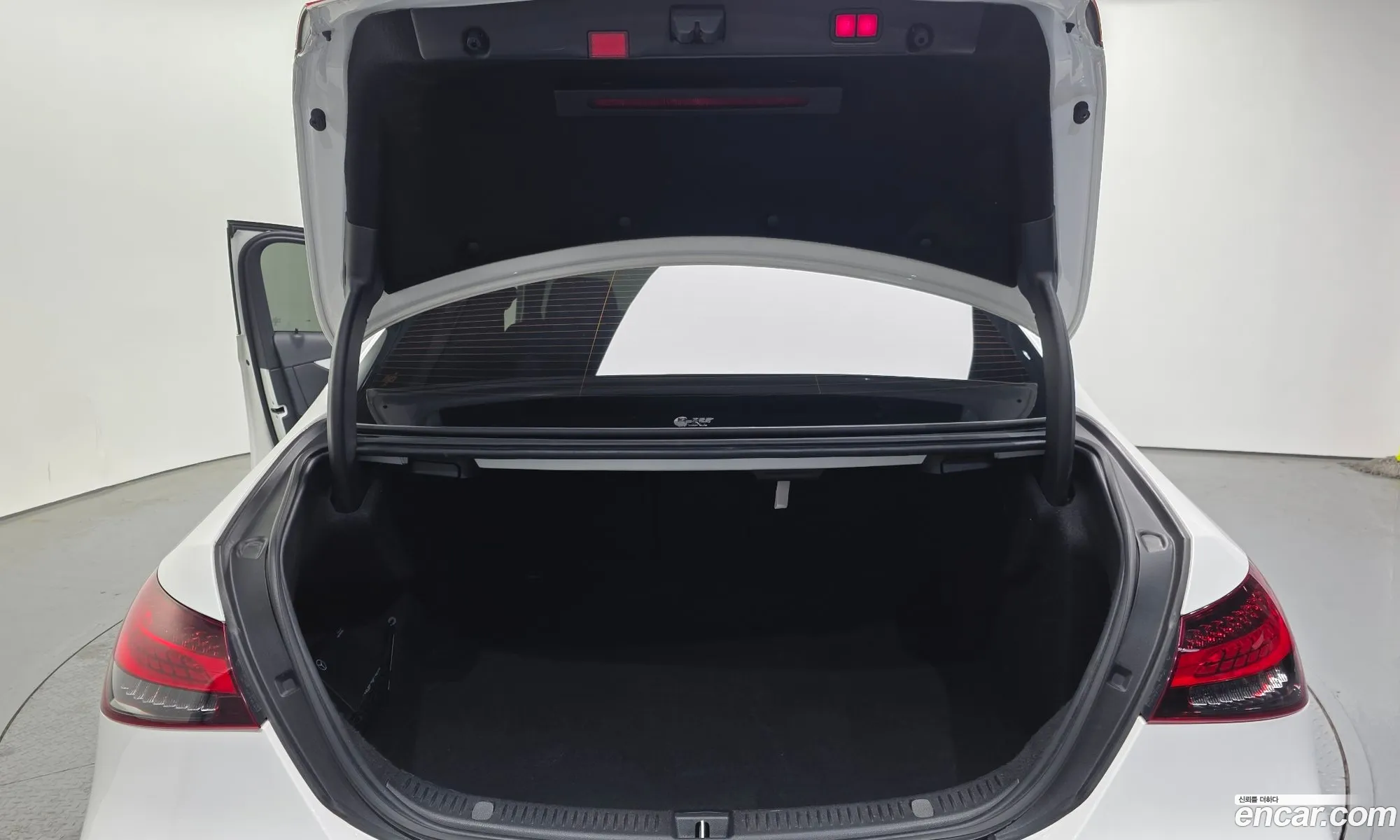 Mercedes-Benz E-Class W213 2021 — 10