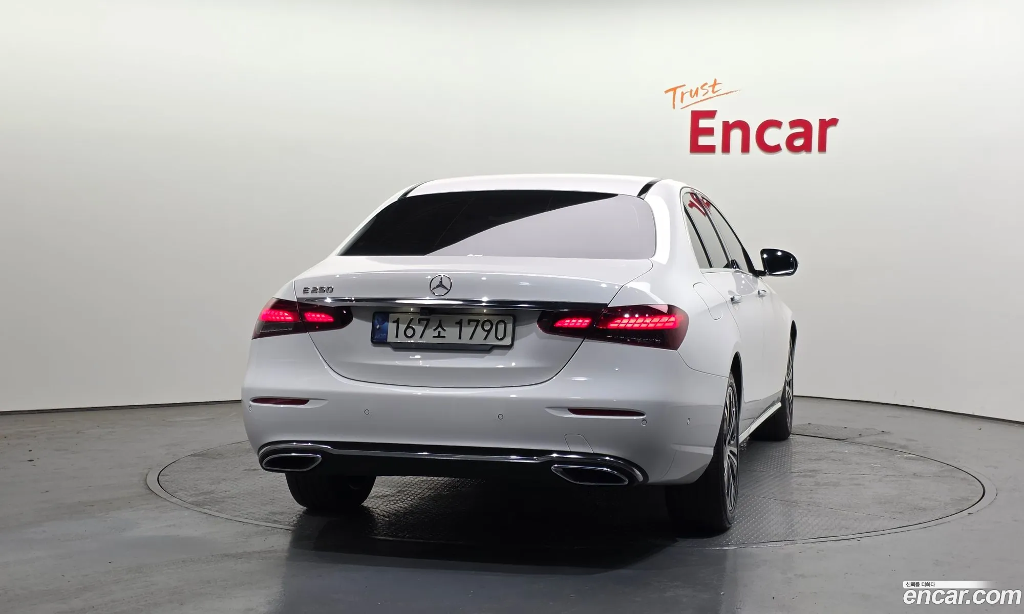 Mercedes-Benz E-Class W213 2021 — 20