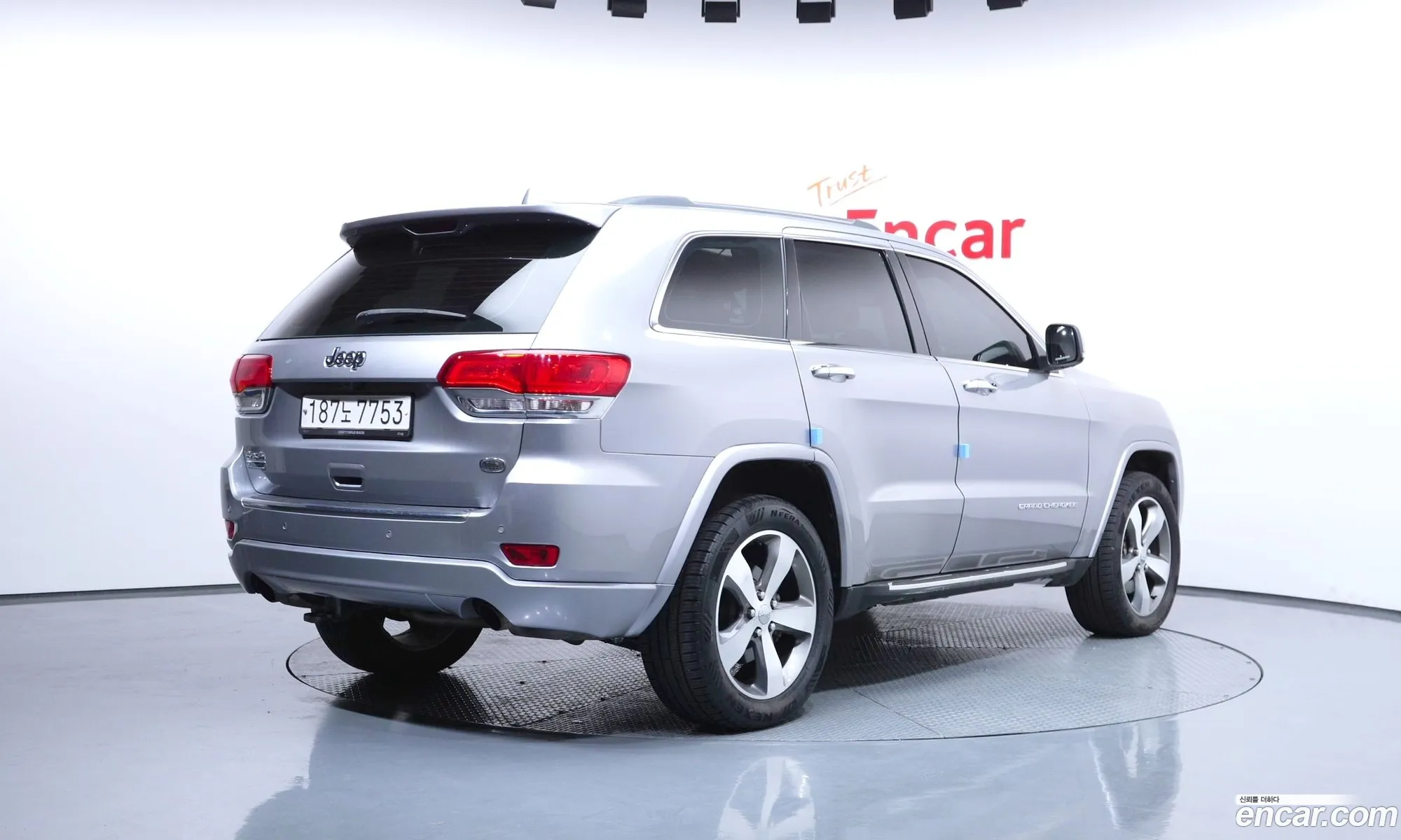Jeep Grand Cherokee 2014 — 14