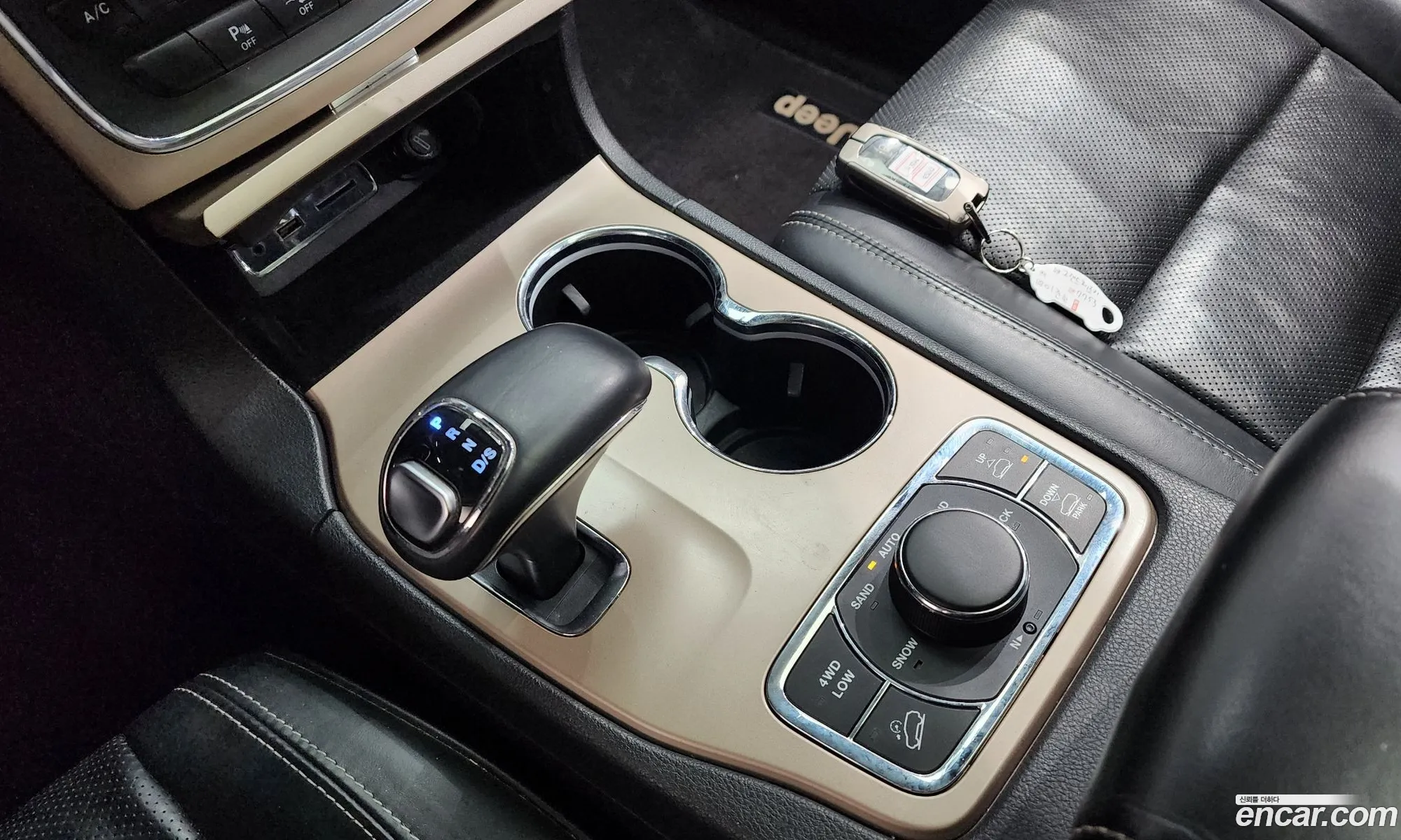 Jeep Grand Cherokee 2014 — 17