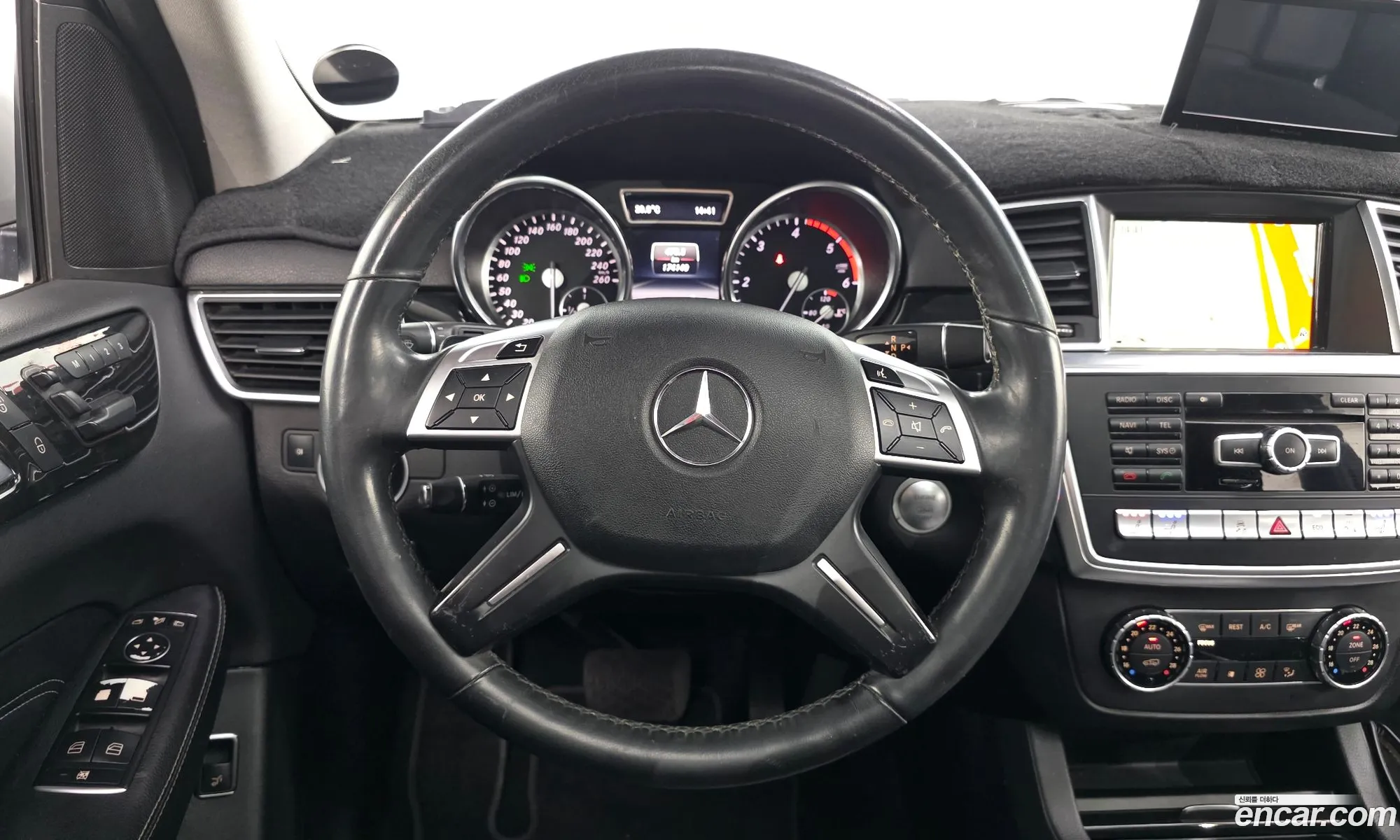 Mercedes-Benz M-Class W166 2014 WDCDA2EBXFA448859 — 16