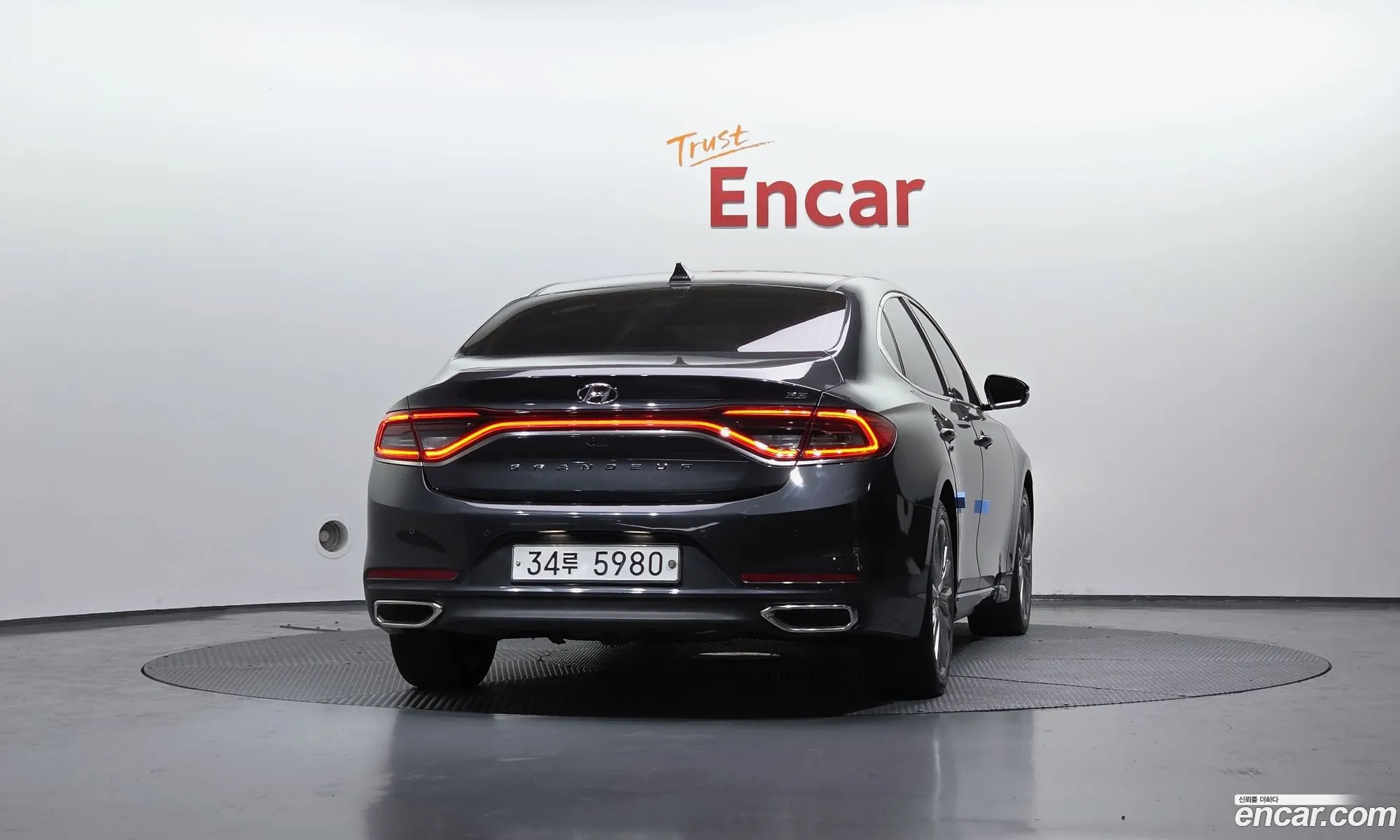 Hyundai Grandeur IG 2018 — 12