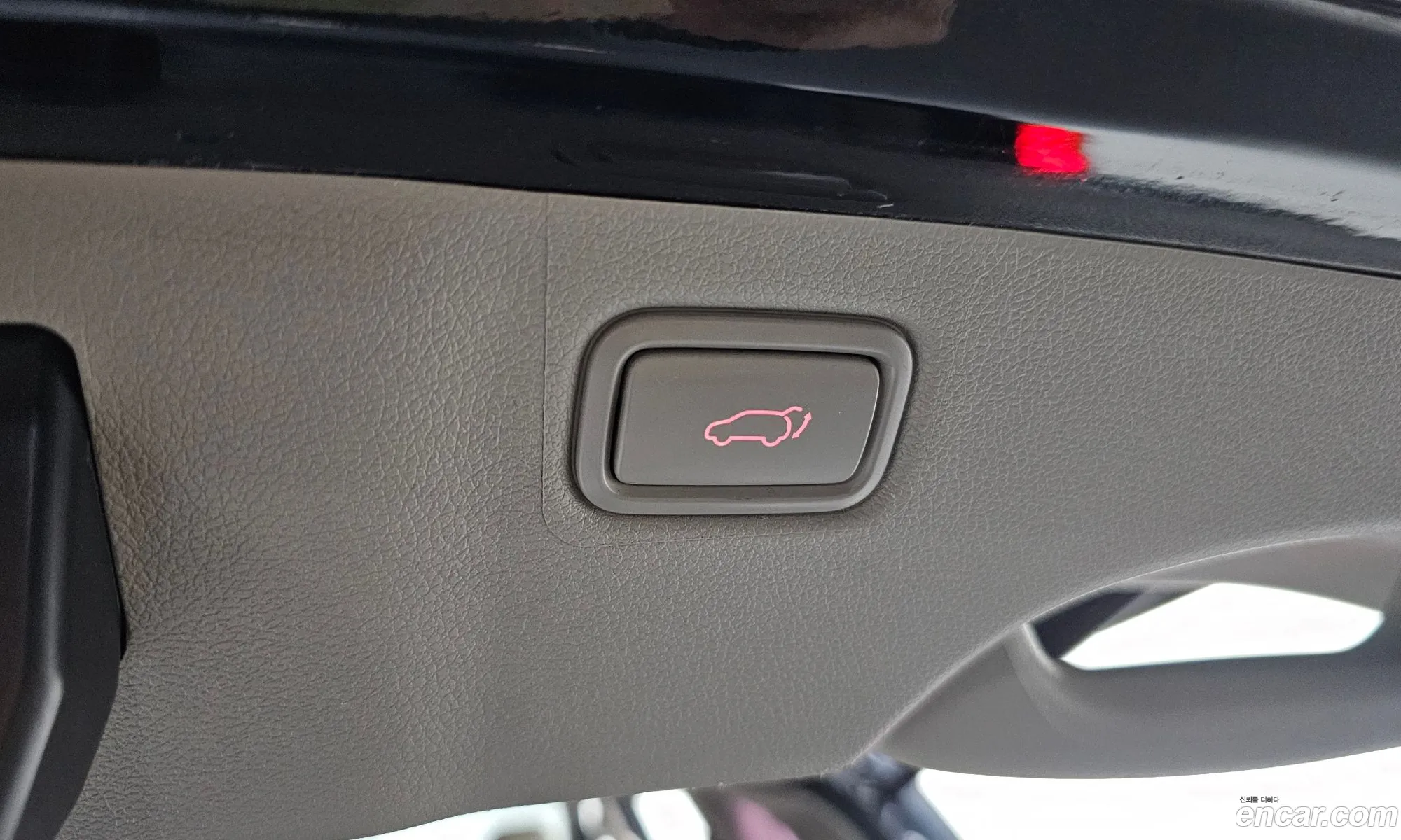 Kia Carnival 2017 — 10
