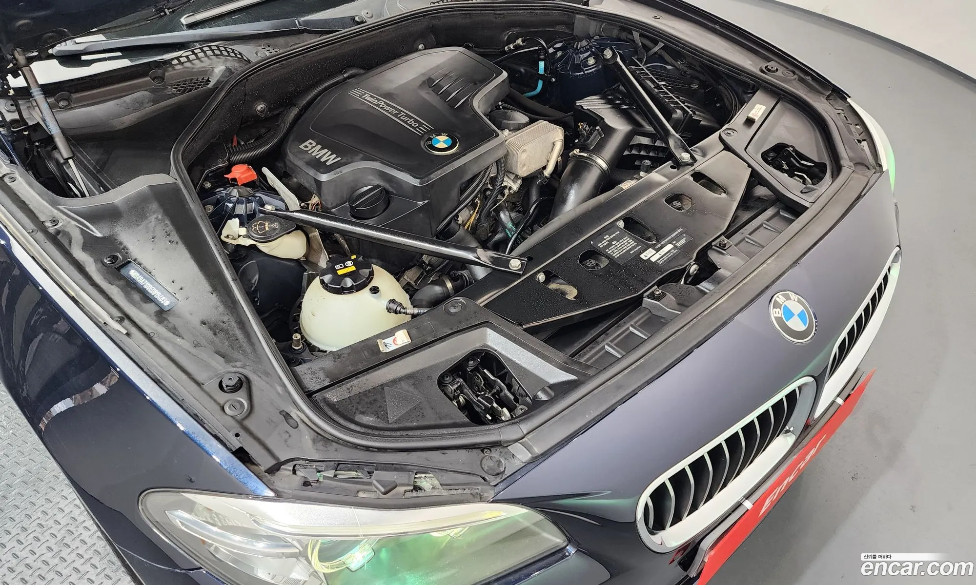 BMW 5 Series 2014 WBA5A7100ED815483 — 14
