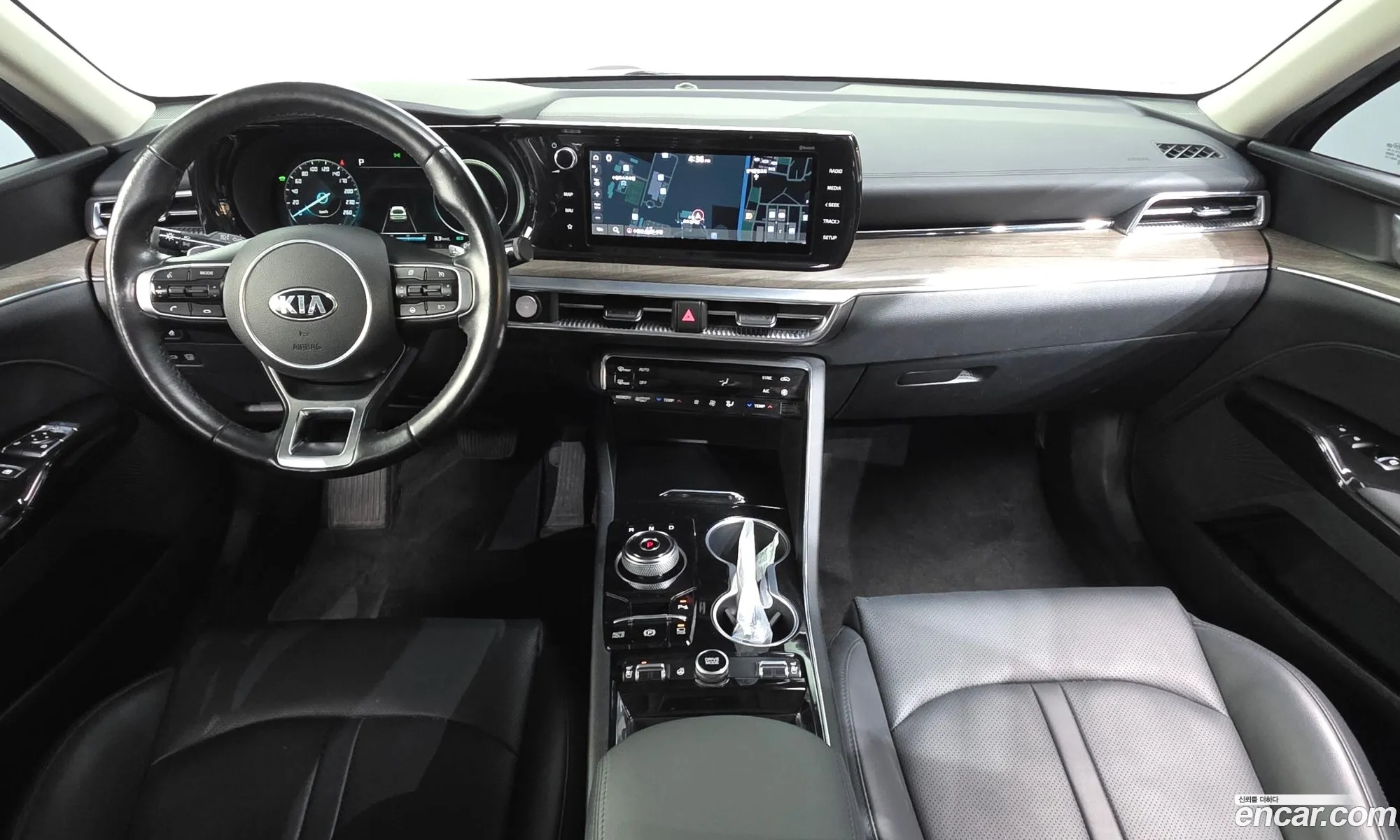 Kia K5 Hybrid 2021 — 7