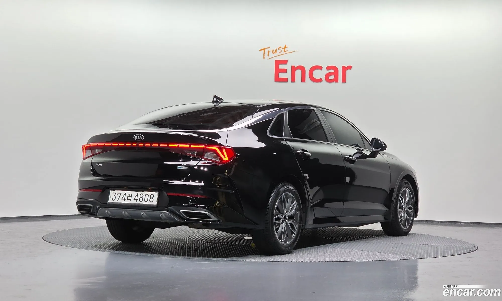 Kia K5 Hybrid 2021 — 17