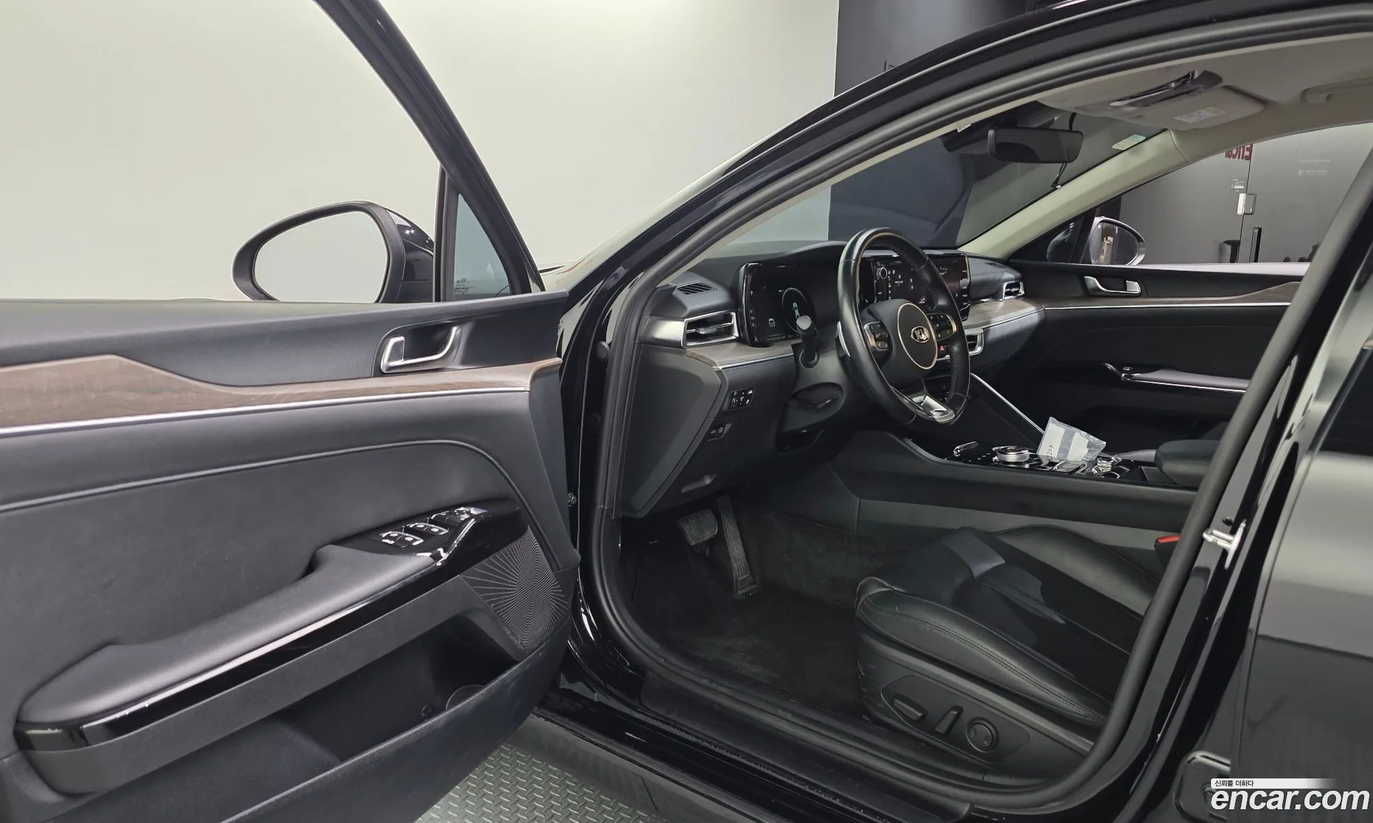Kia K5 Hybrid 2021 — 5