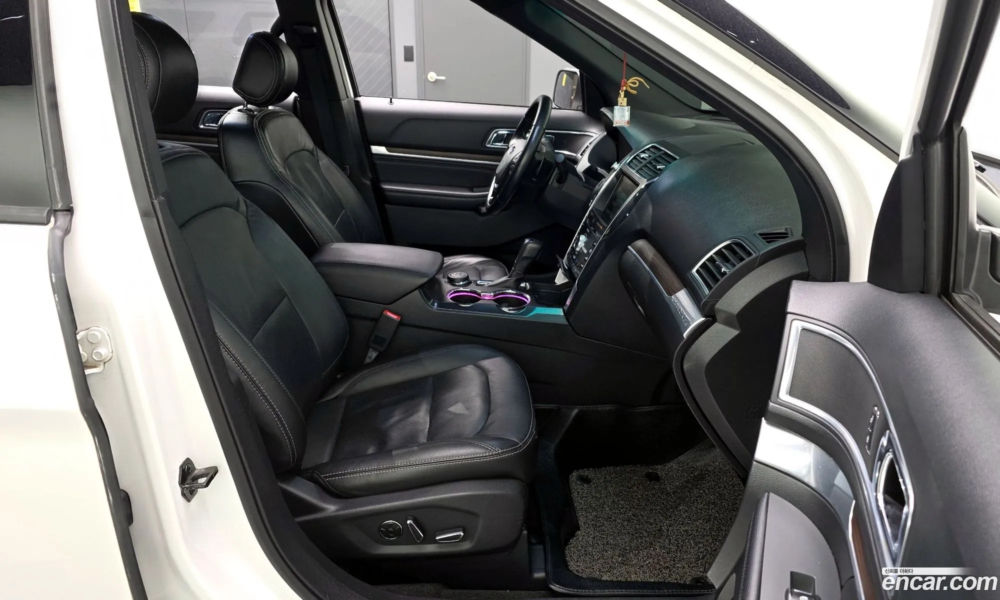 Ford Explorer 2016 1FM5K8FH3GGC78948 — 20