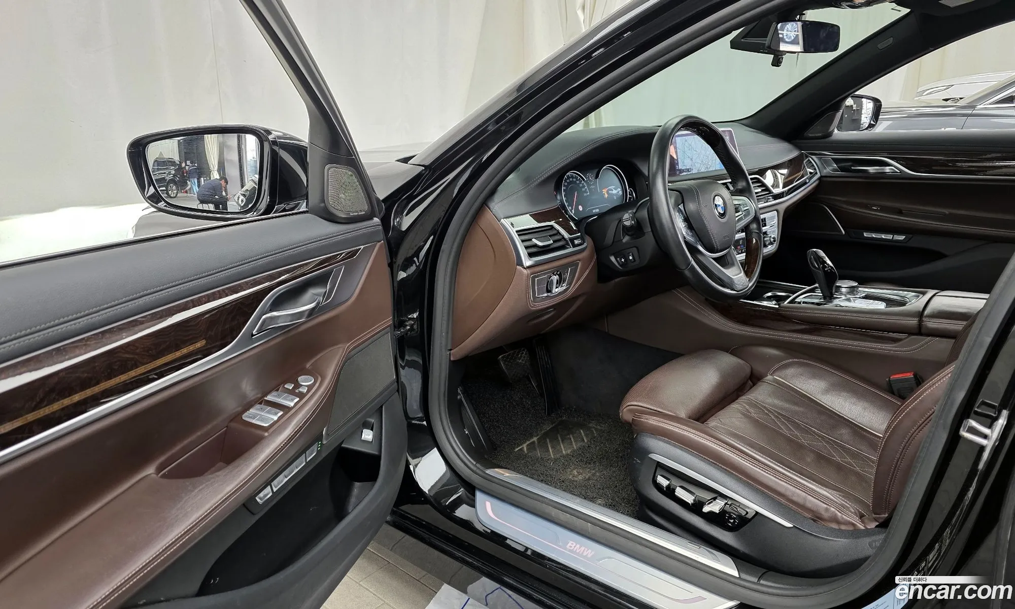 BMW 7 Series 2016 WBA7G6109GG678613 — 6