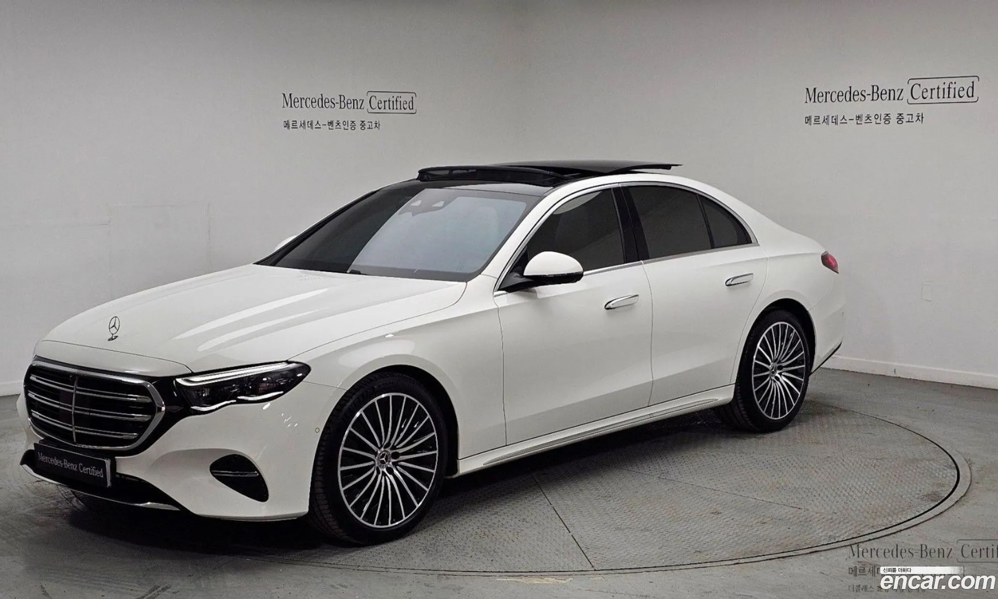 Mercedes-Benz E-Class W214 2024 — 12