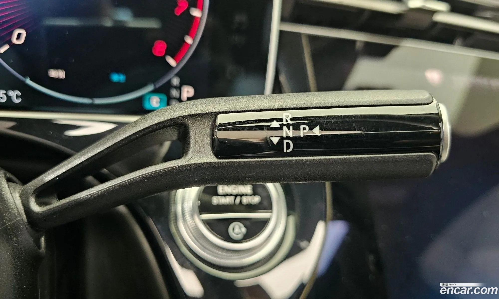 Mercedes-Benz E-Class W214 2024 — 10