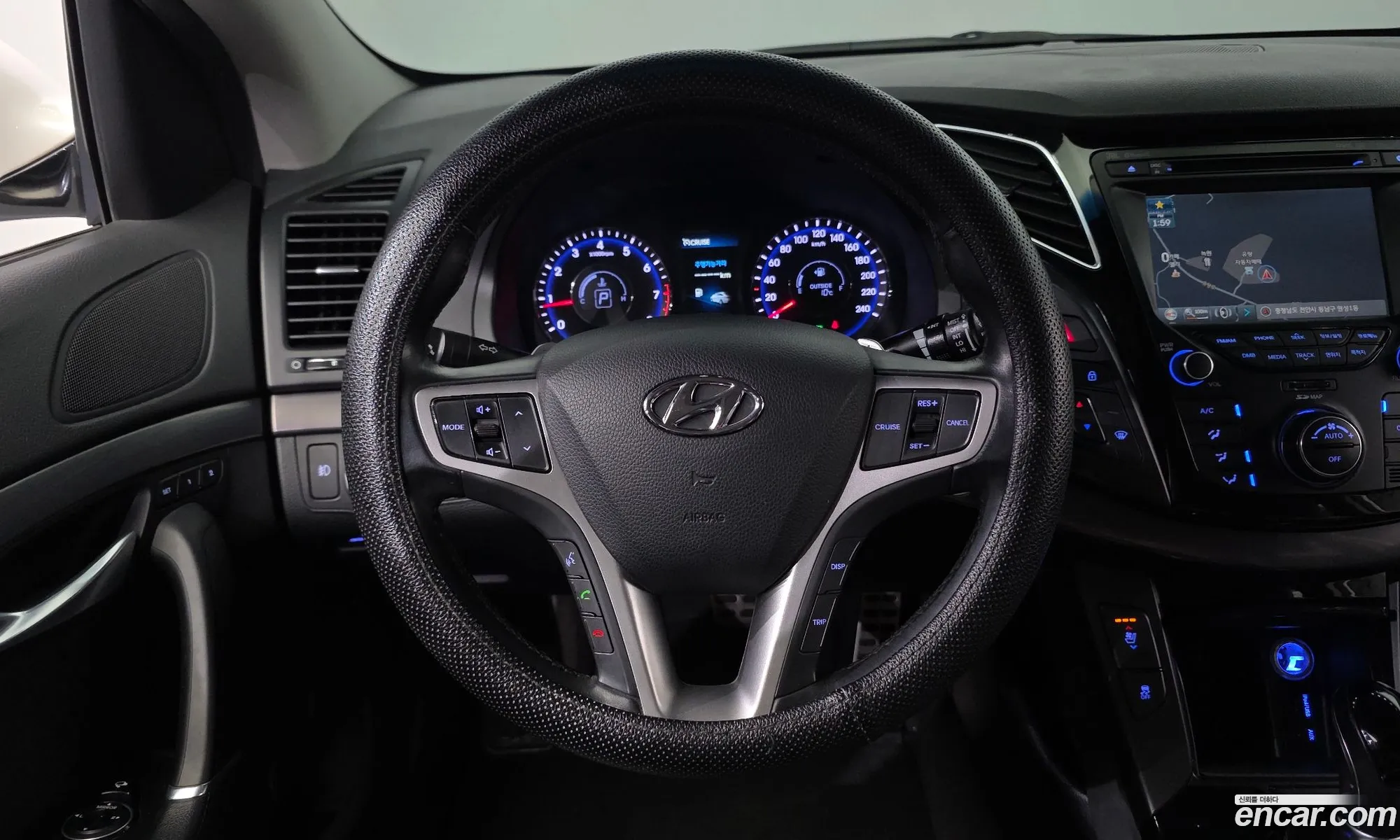 Hyundai i40 Saloon 2014 — 18
