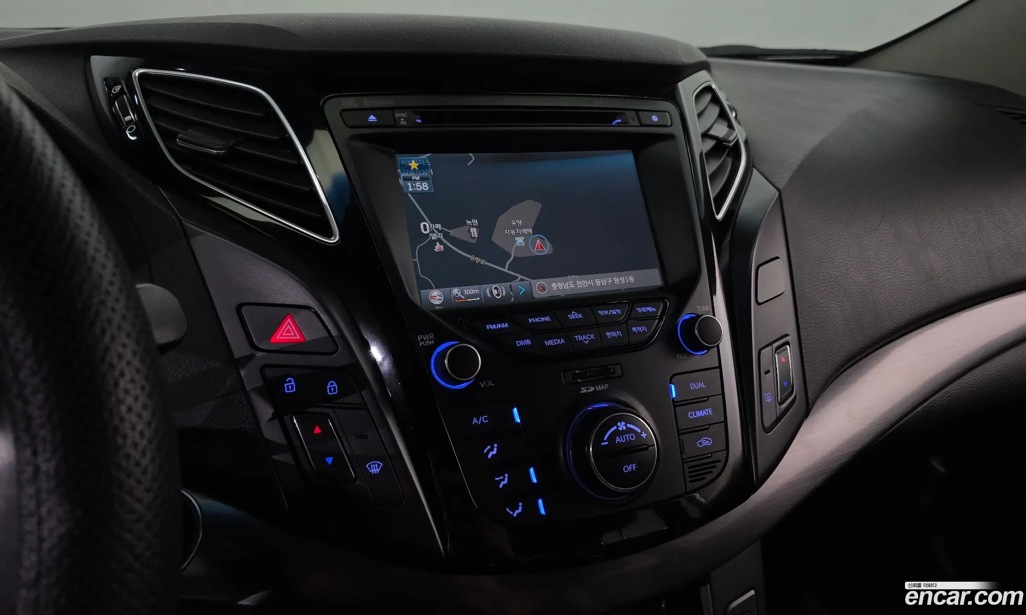 Hyundai i40 Saloon 2014 — 16