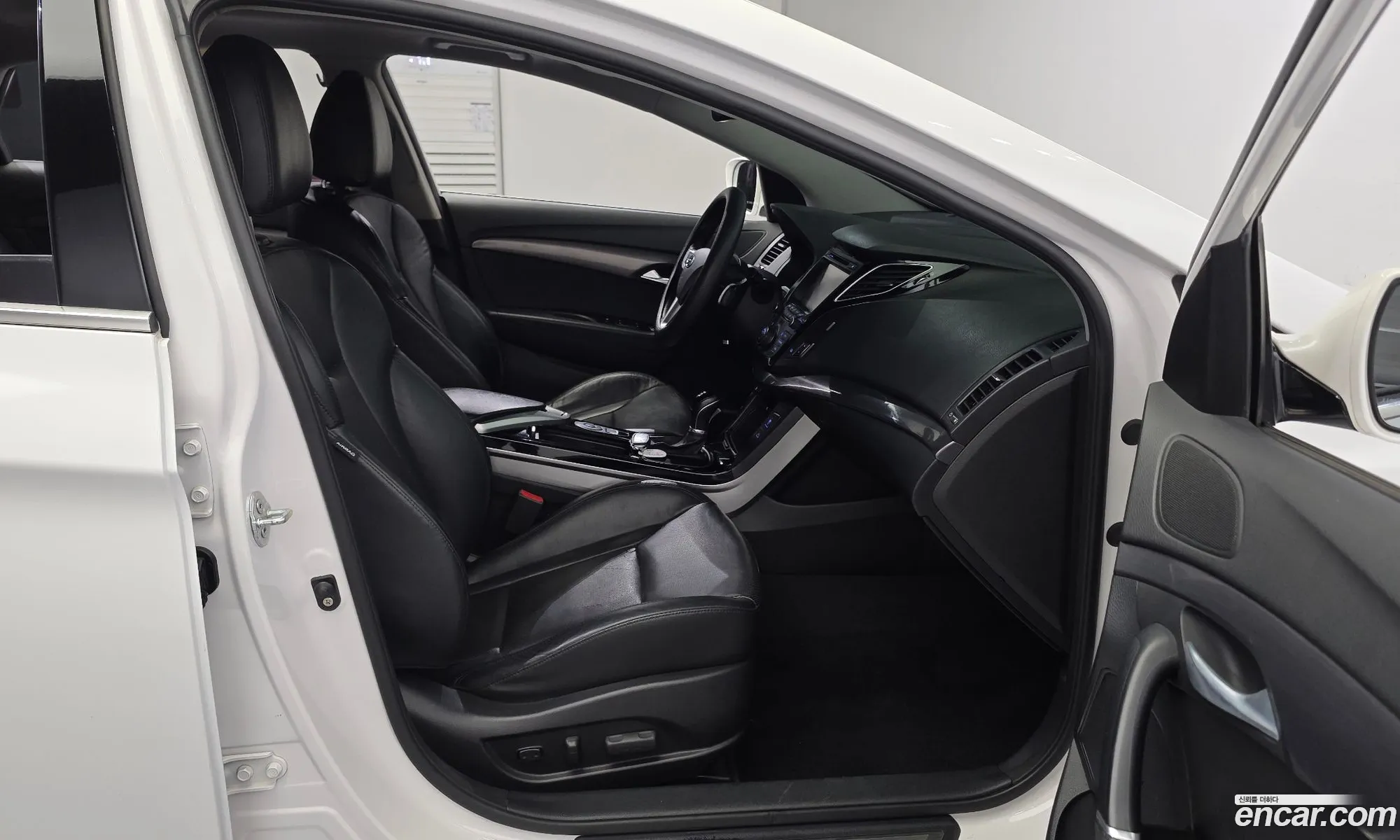 Hyundai i40 Saloon 2014 — 14