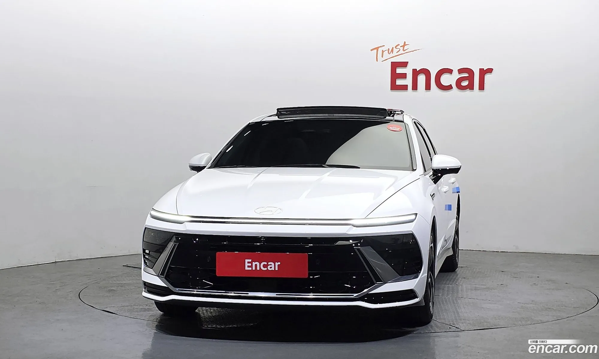 Hyundai Sonata the Edge Hybrid 2024 — 3