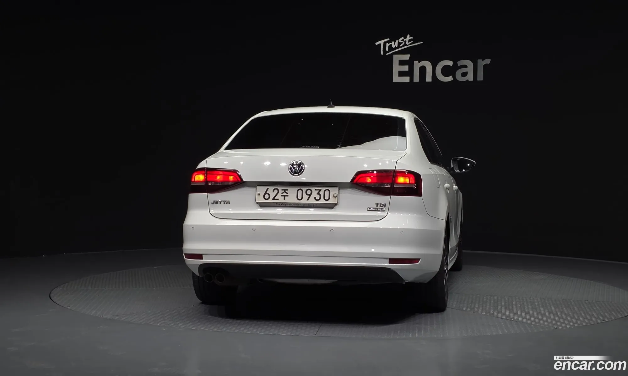 Volkswagen Jetta 2015 — 13